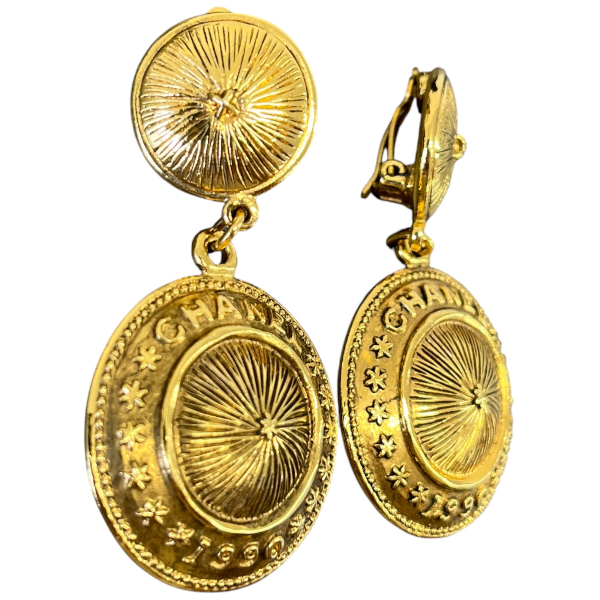 Women's 1990 Vintage Byzantine Revival Clip-On Earrings Gold