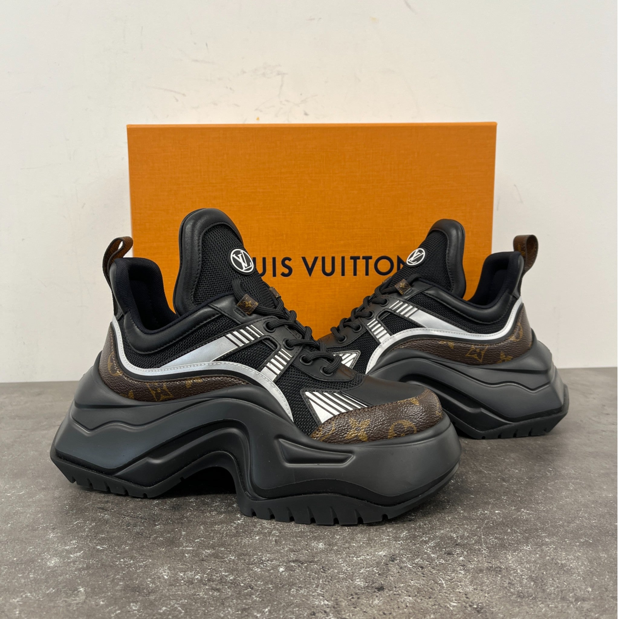 Women's Archlight 2.0 Low Trainers Black Size EU 38 / UK 5