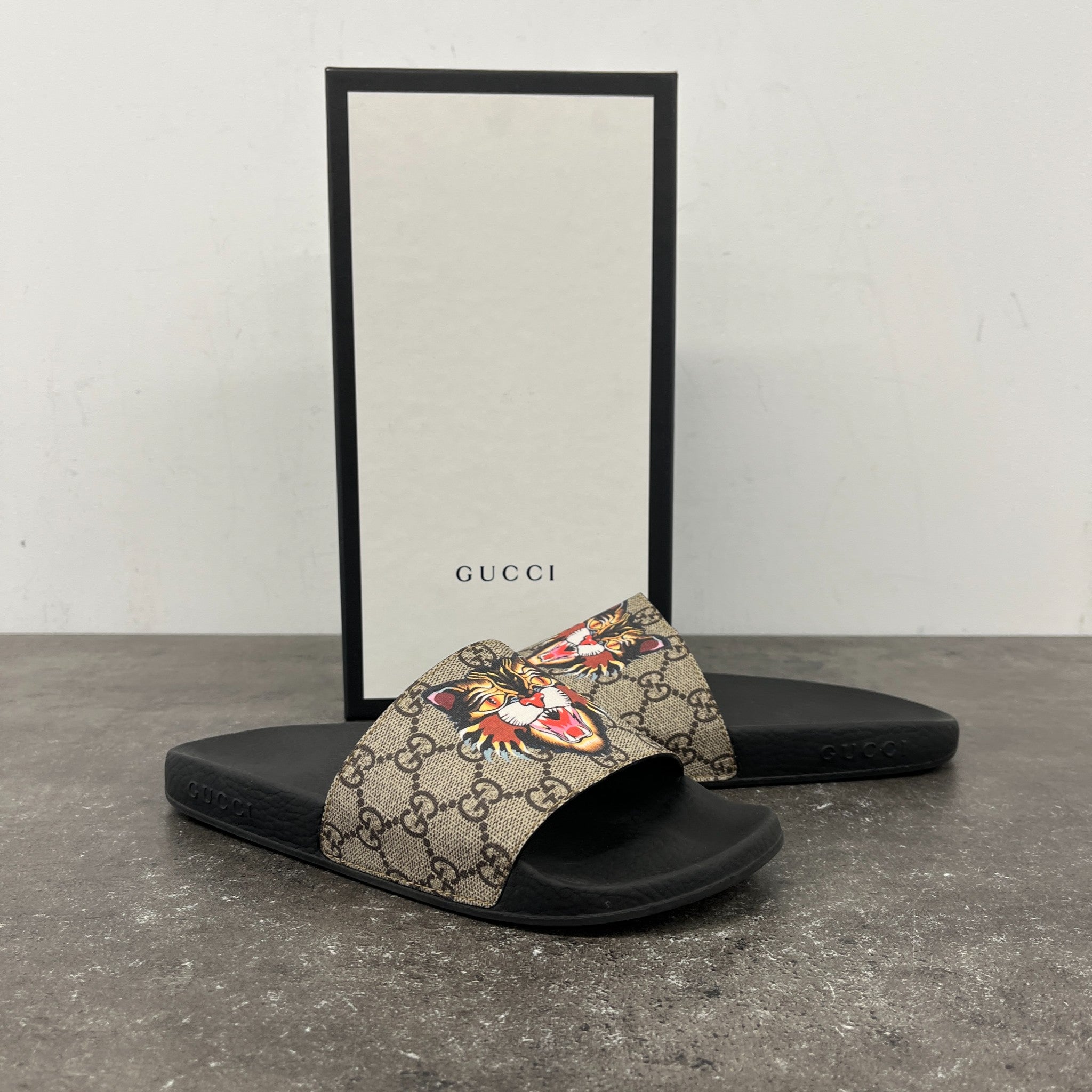 Women's Persuit Angry Cat Slides Black Size EU 38 / UK 5