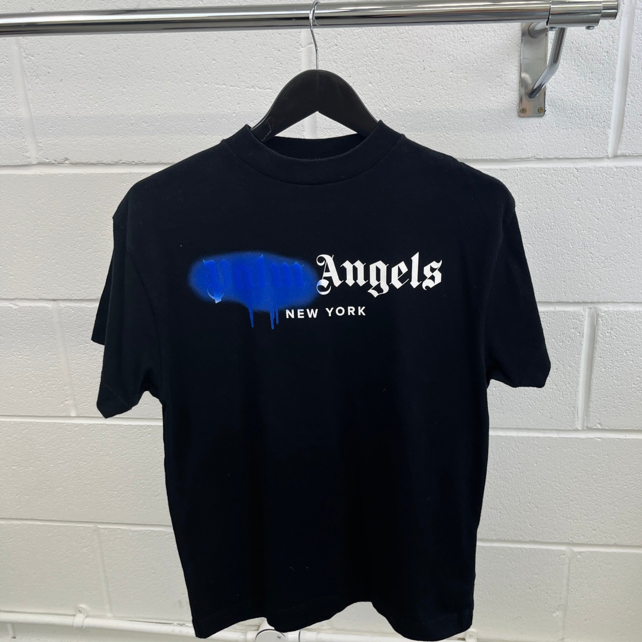Men's Sprayed New York Logo T-Shirt Black Size XXS