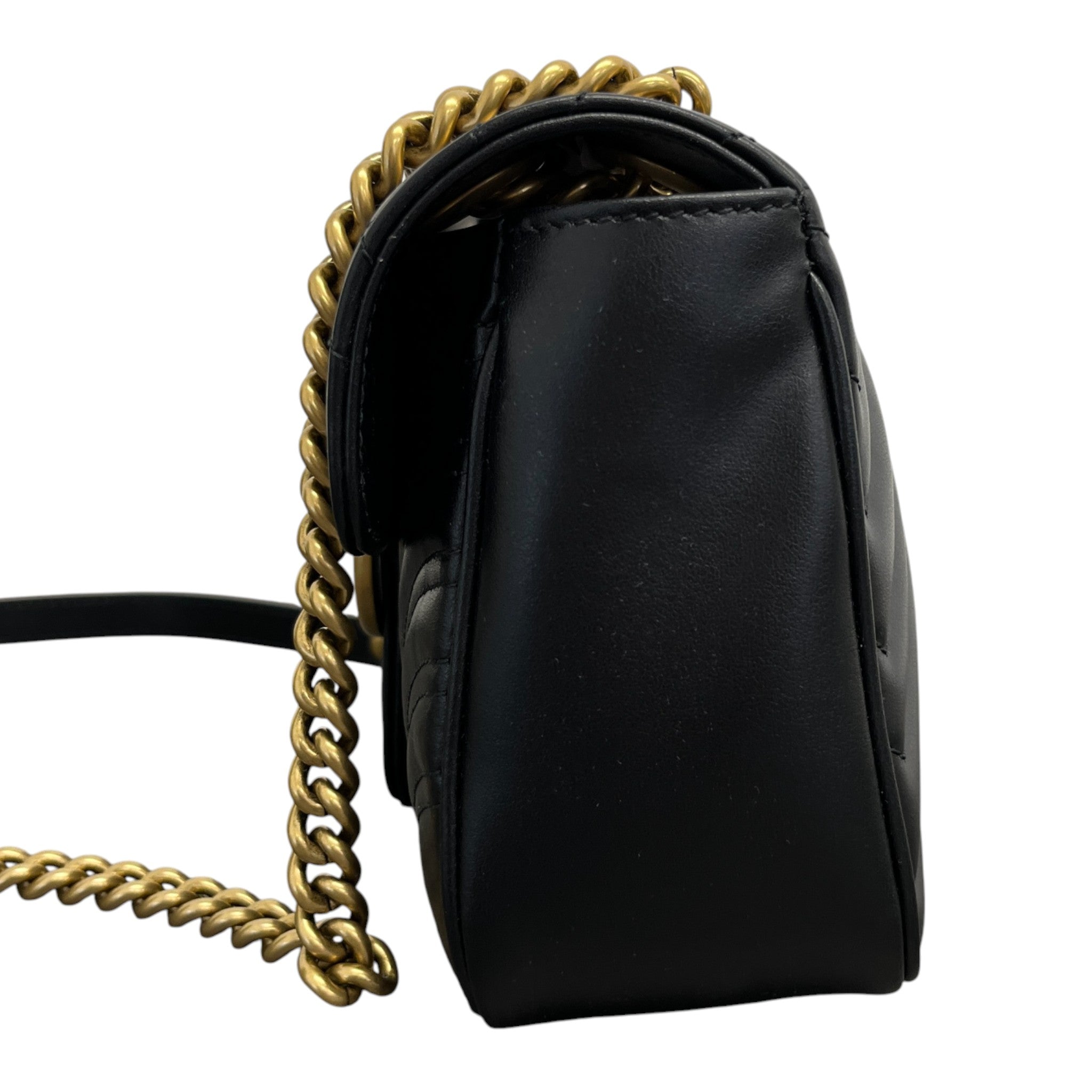 Women's Gg Marmont Matelasse Handbag Black