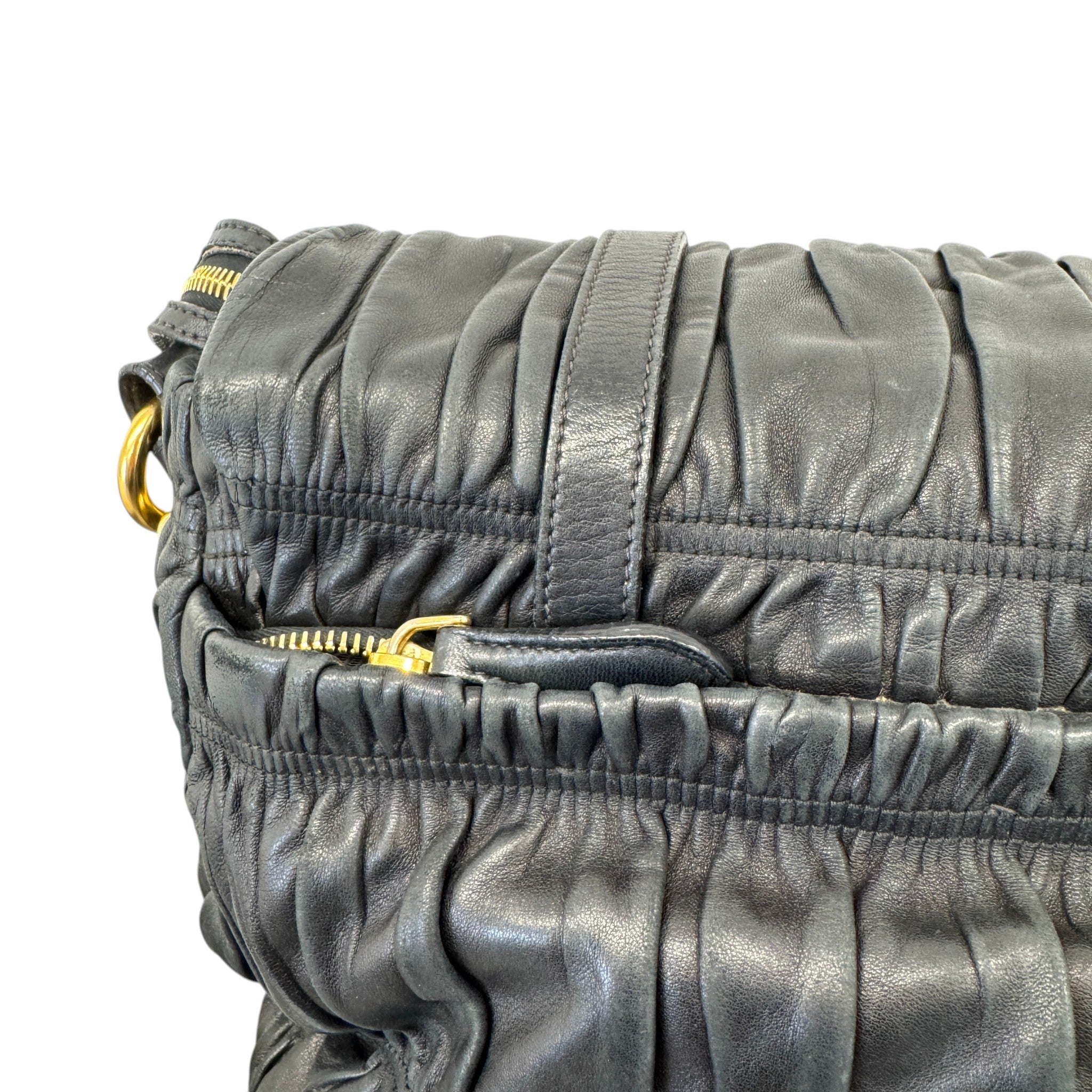 Women's Nappa Gaufre Messenger Bag Black