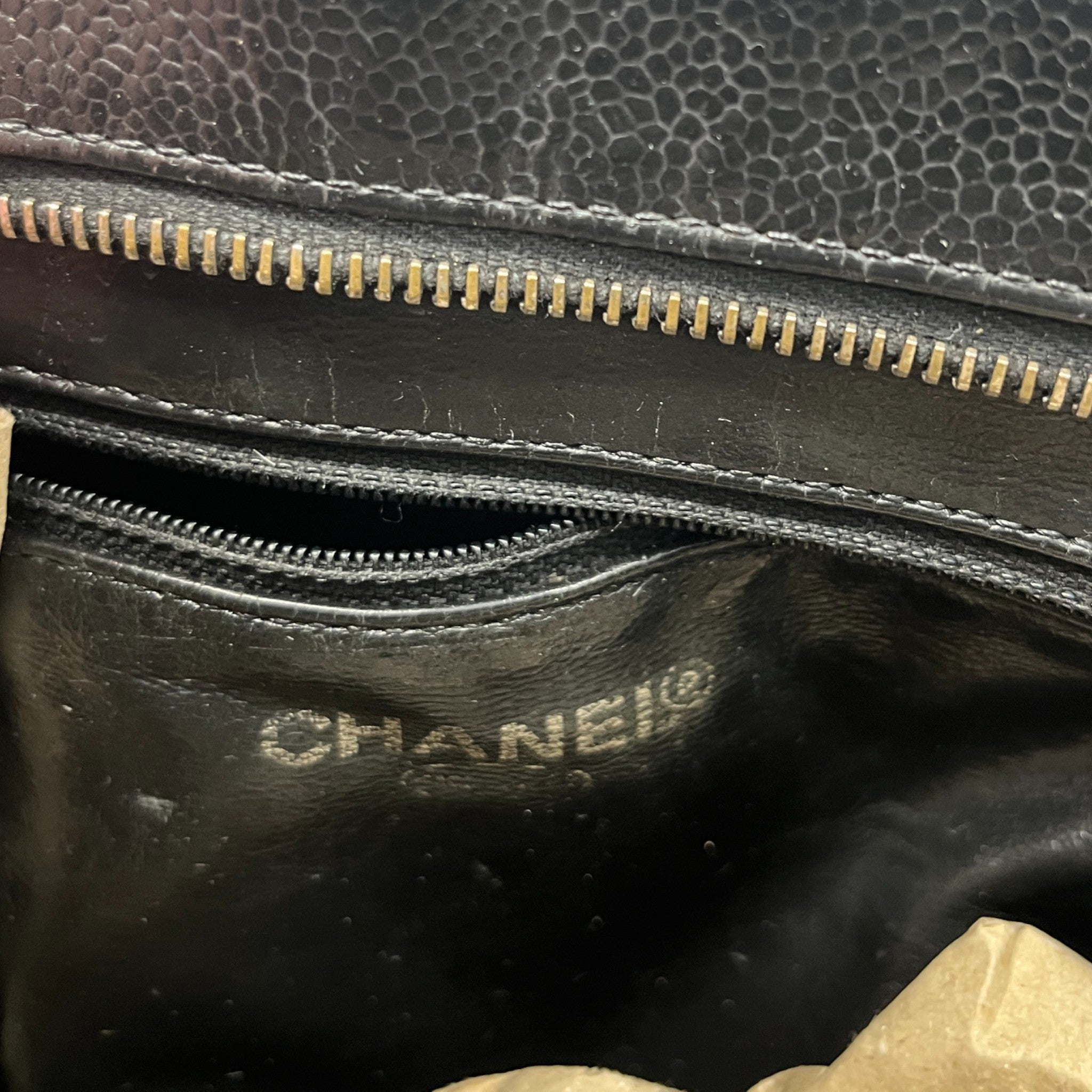 Women's Medallion Tote Bag Black