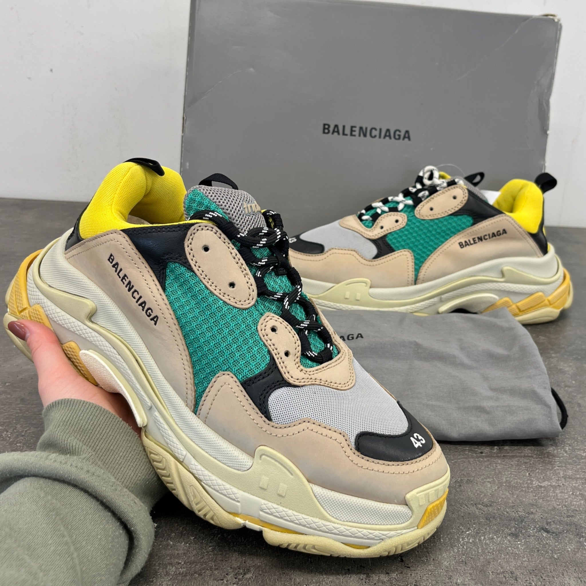 Men's Triple S Low Trainers Multi-Coloured Size EU 43 / UK 9