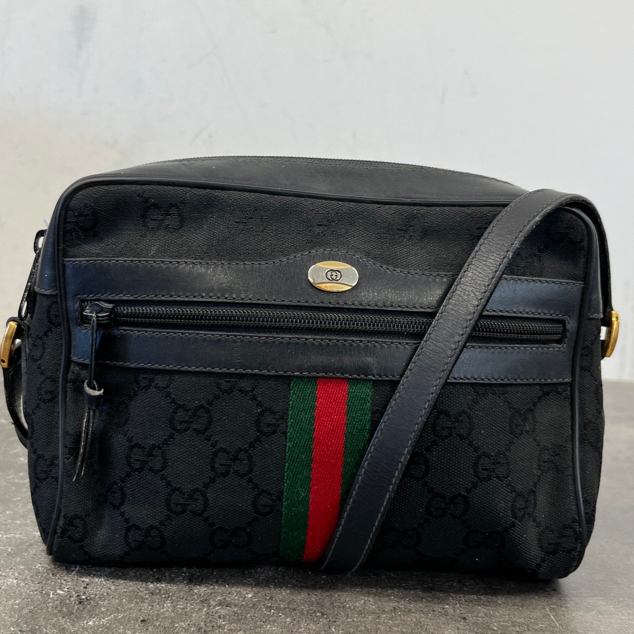 Women's Gg Supreme Ophidia Bag Black