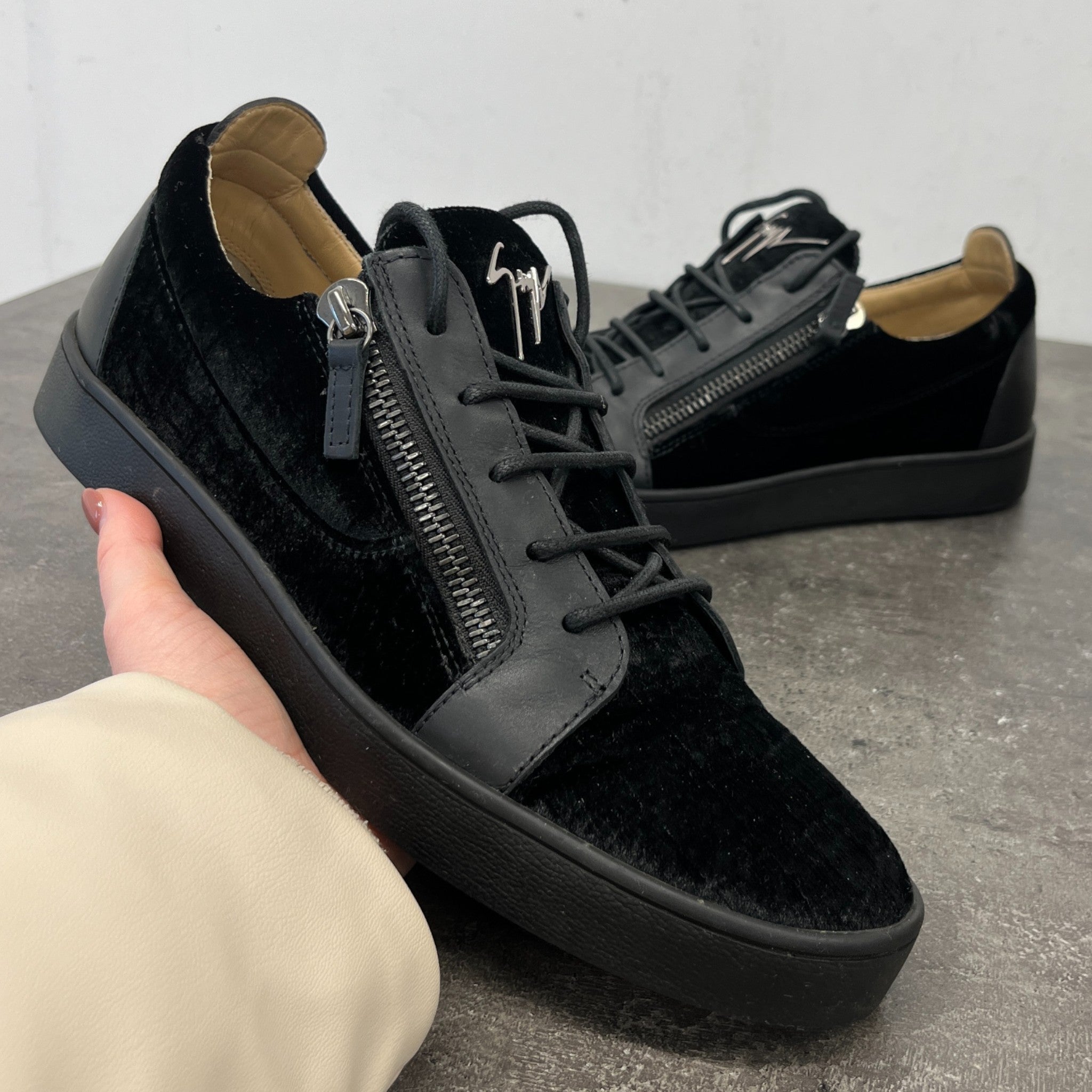 Men's Frankie Low Trainers Black Size EU 44 / UK 10