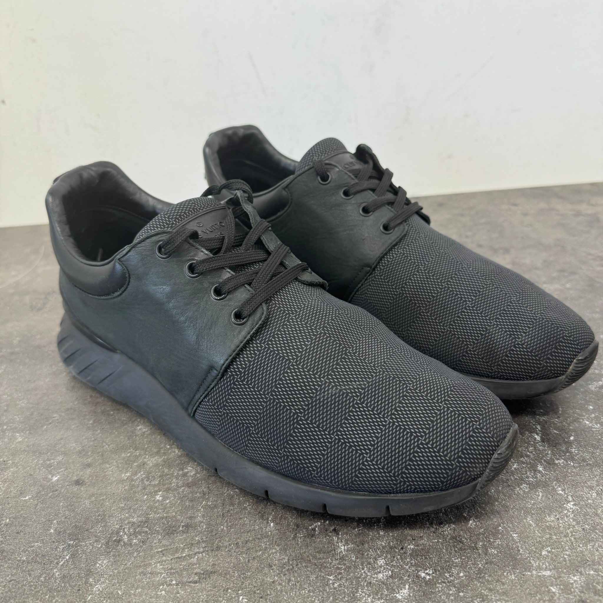 Men's Fast Lane Low Trainers Black Size EU 42.5 / UK 8.5