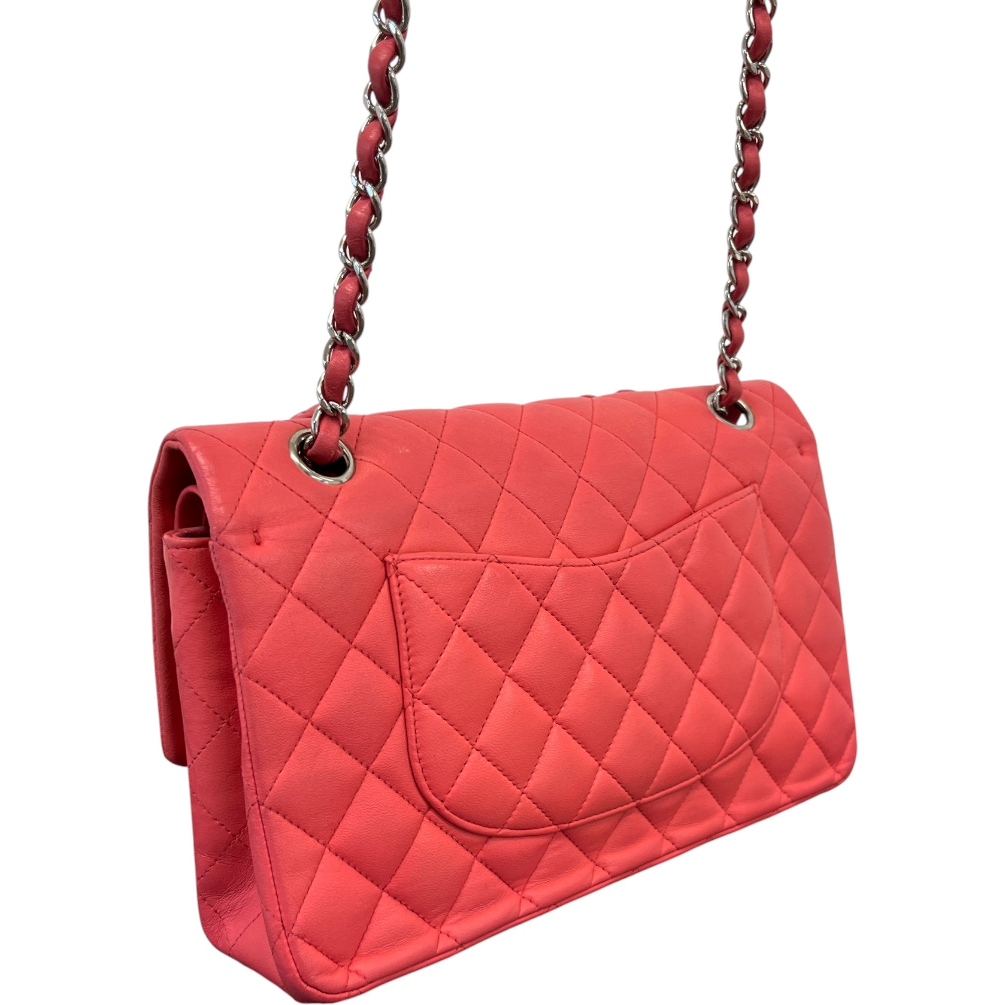 Women's Medium Lambskin Classic Flap Raspberry Bag Pink