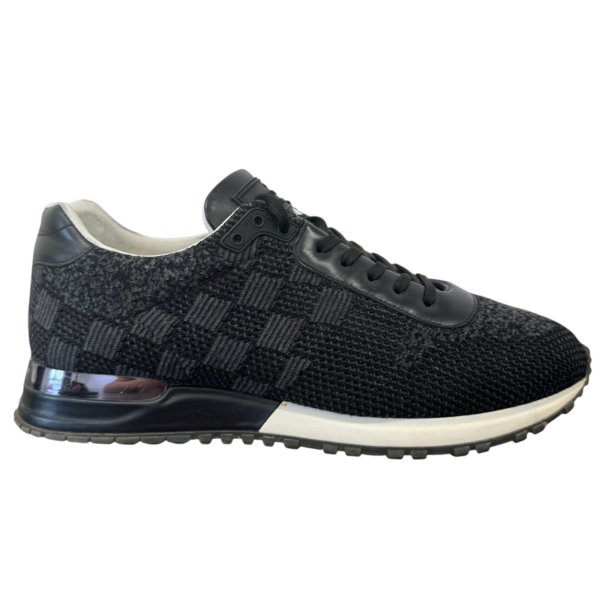 Men's Run Away Low Trainers Black Size EU 42.5 / UK 8.5