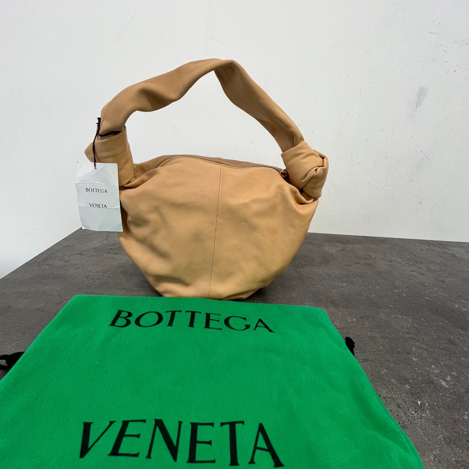 Women's Double Knot Handbag Beige