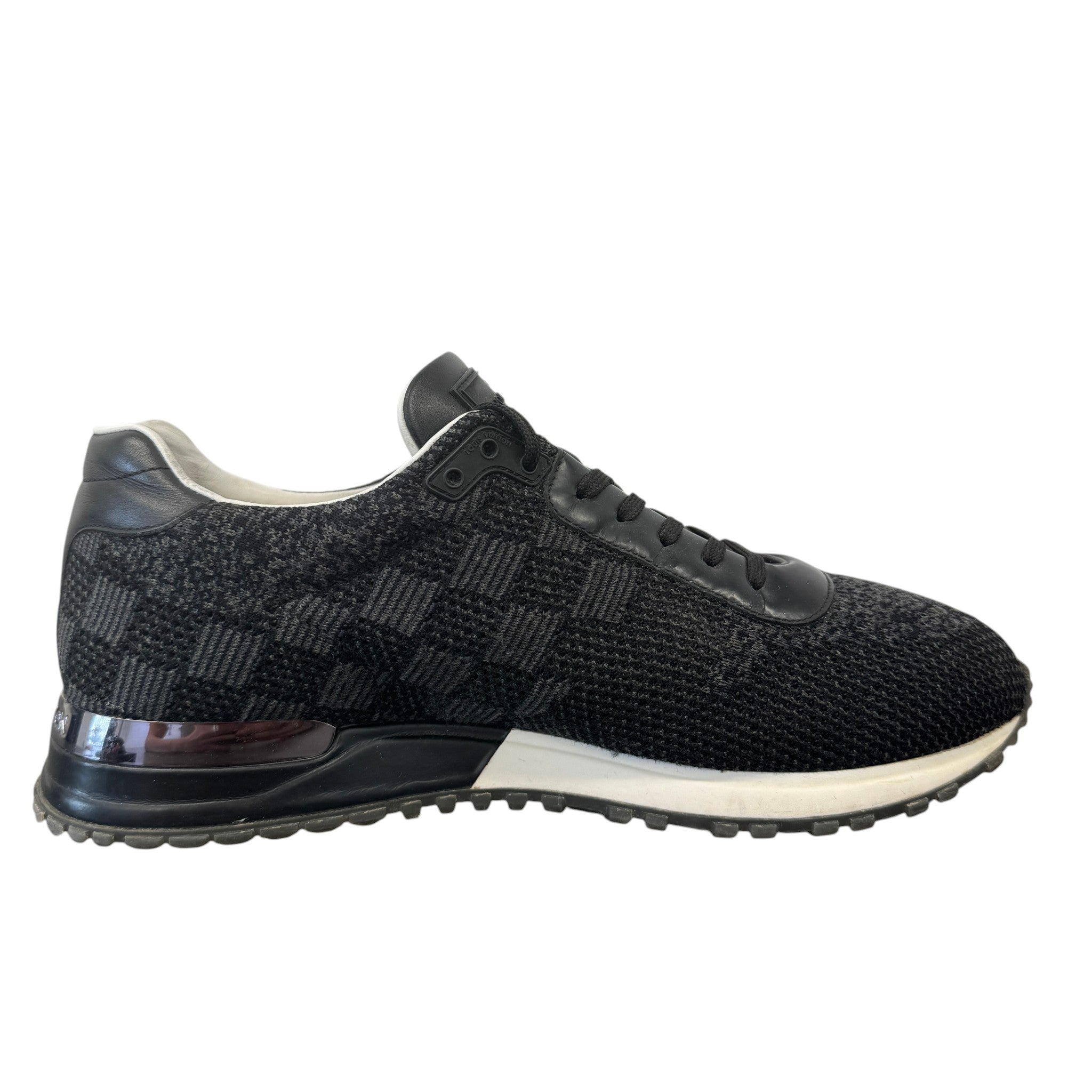Men's Run Away Low Trainers Black Size EU 42.5 / UK 8.5