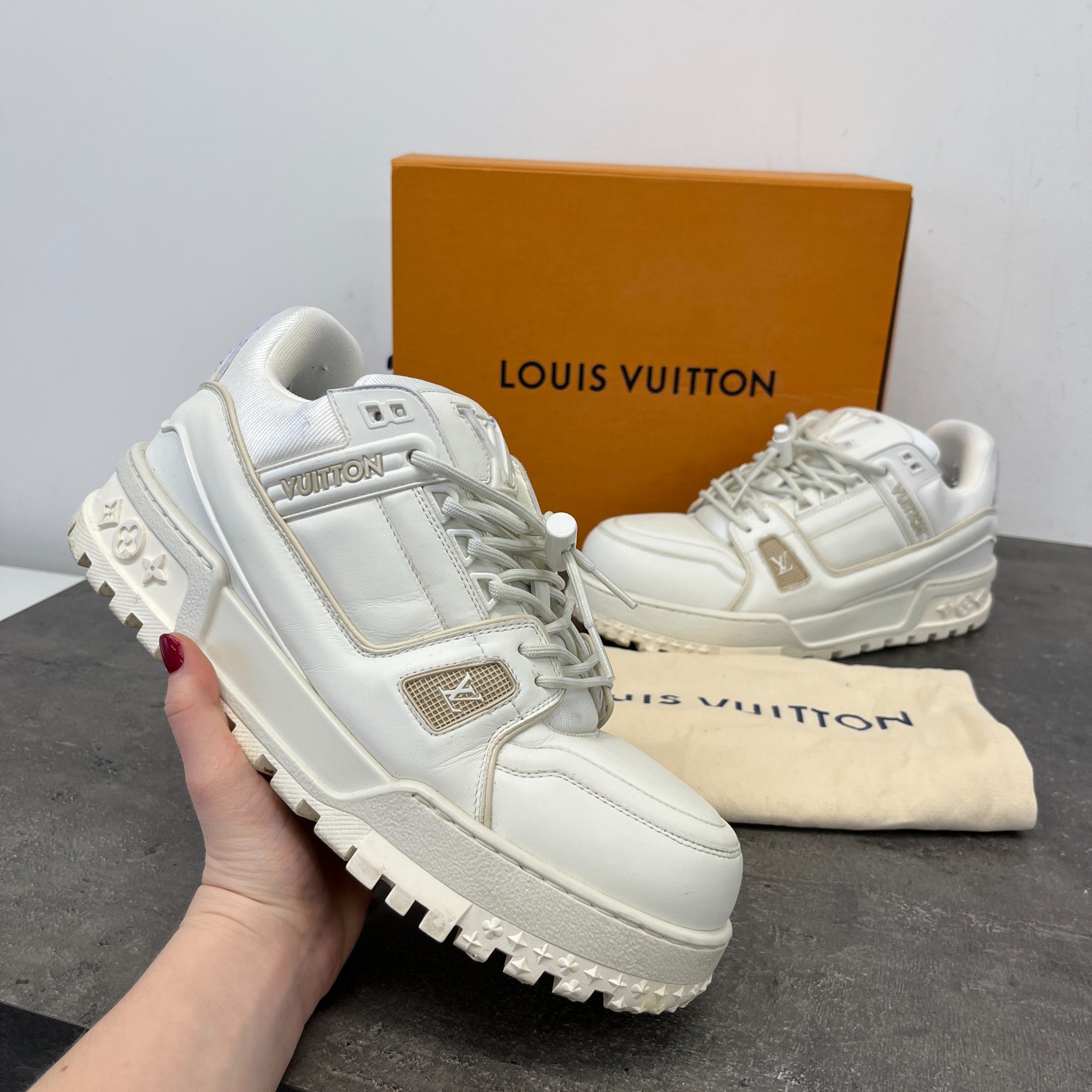 Men's Lv Maxi Low Trainers White Size EU 42 / UK 8