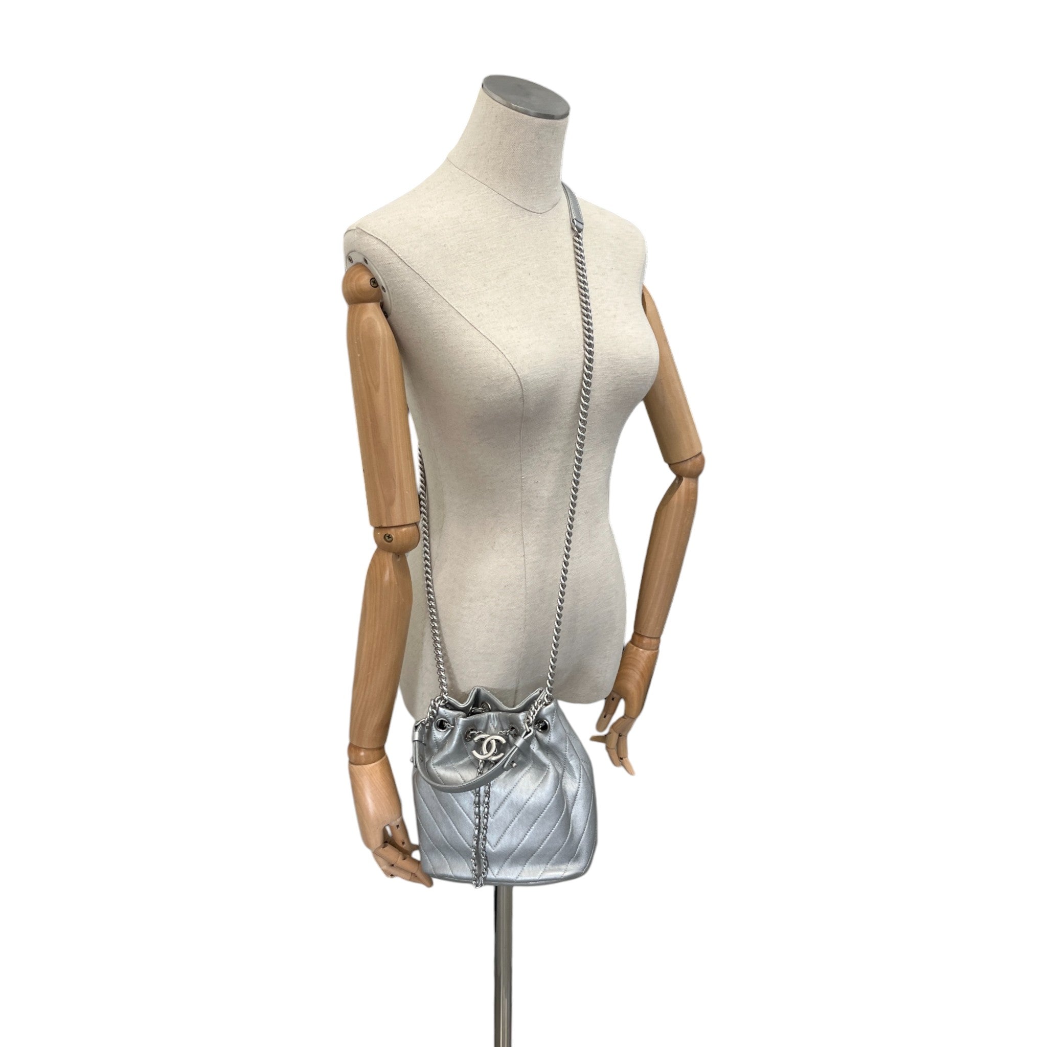 Women's Chevron Bucket Bag Silver