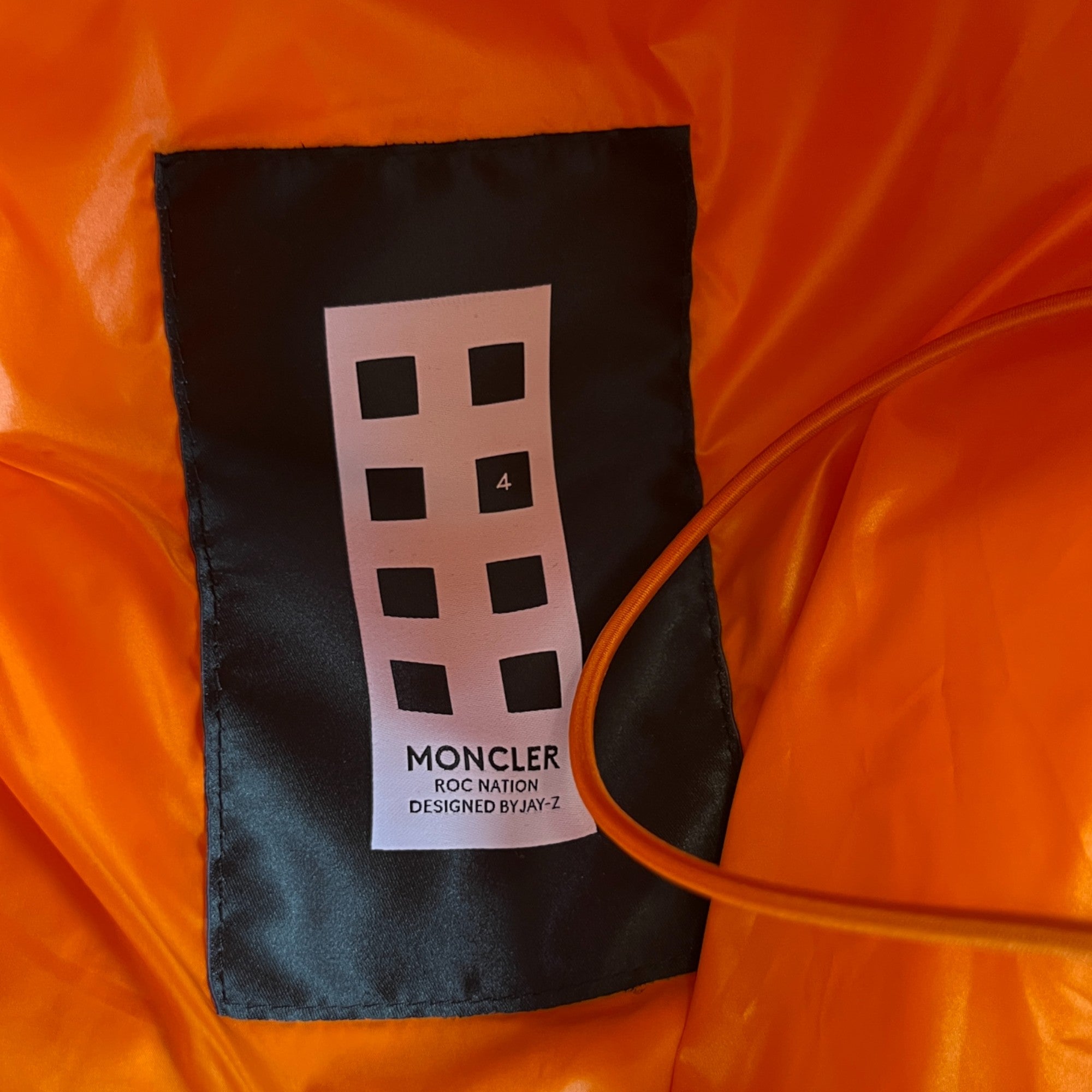 Men's Apus Gilet Orange Size 4 / XL