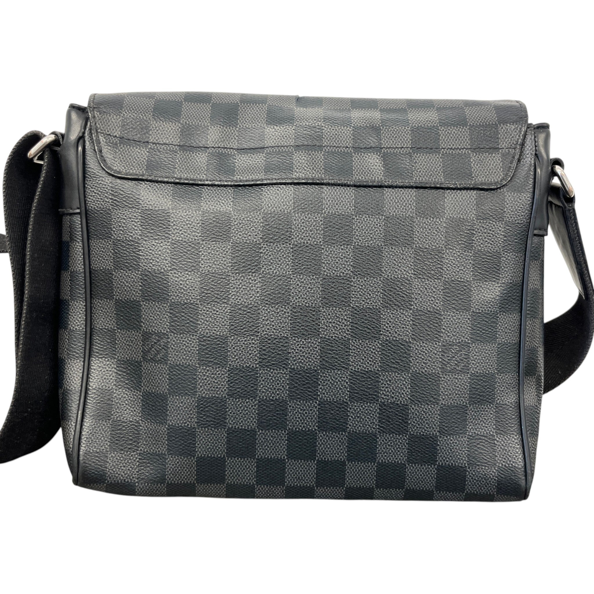 Men's Damier Graphite District Pm Messenger Bag Black
