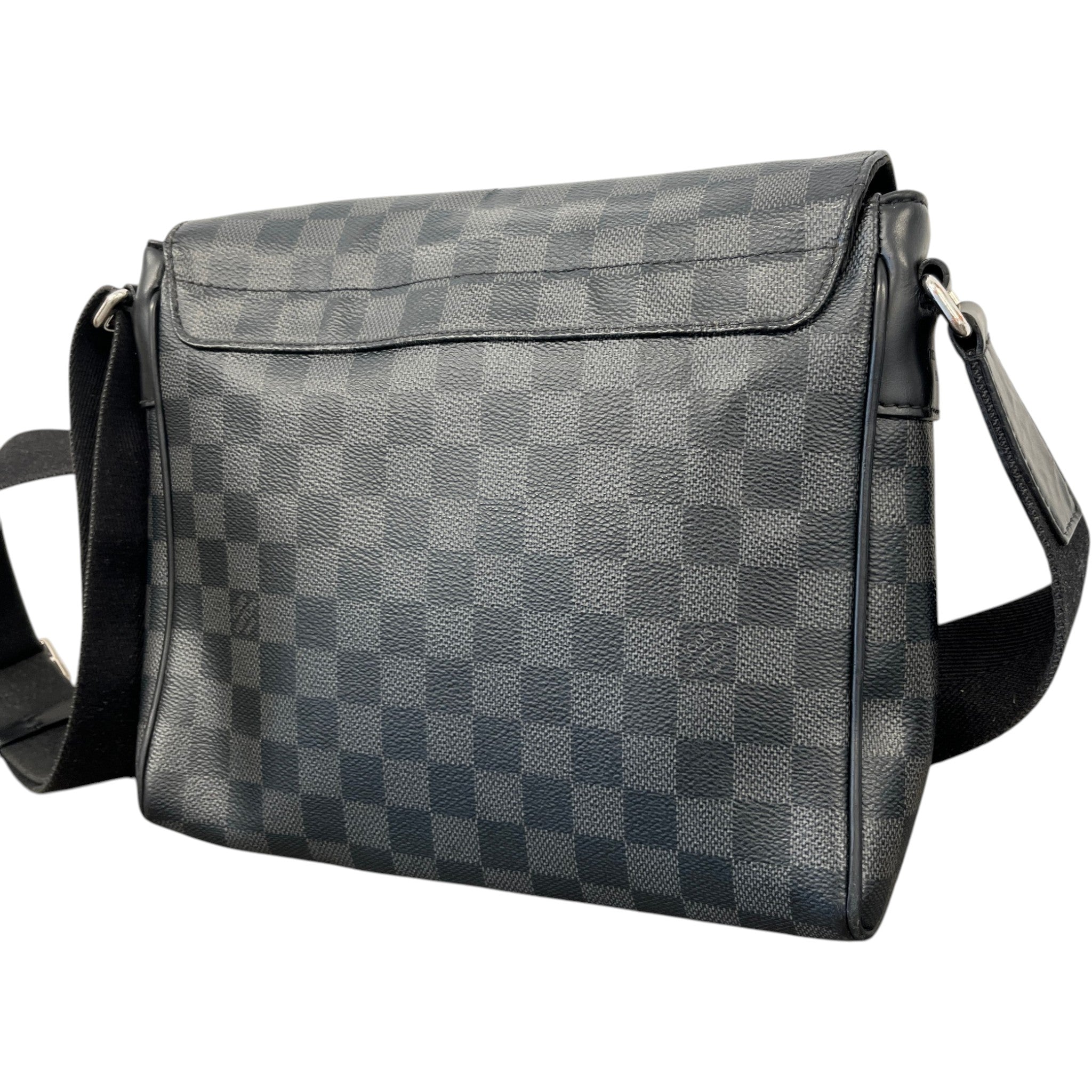 Men's Damier Graphite District Pm Messenger Bag Black