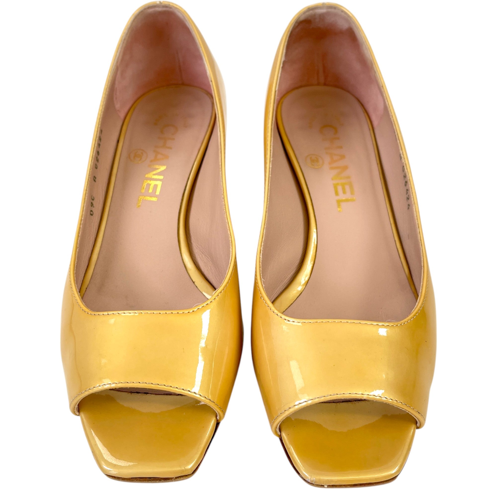 Women's Peep Toe Cc Mules Gold Size EU 34 / UK 1