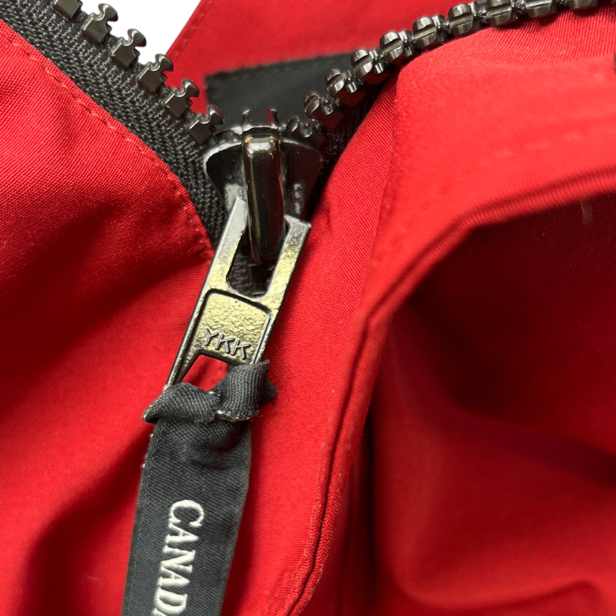 Men's Chilliwack Bomber Down Jacket Red Size S