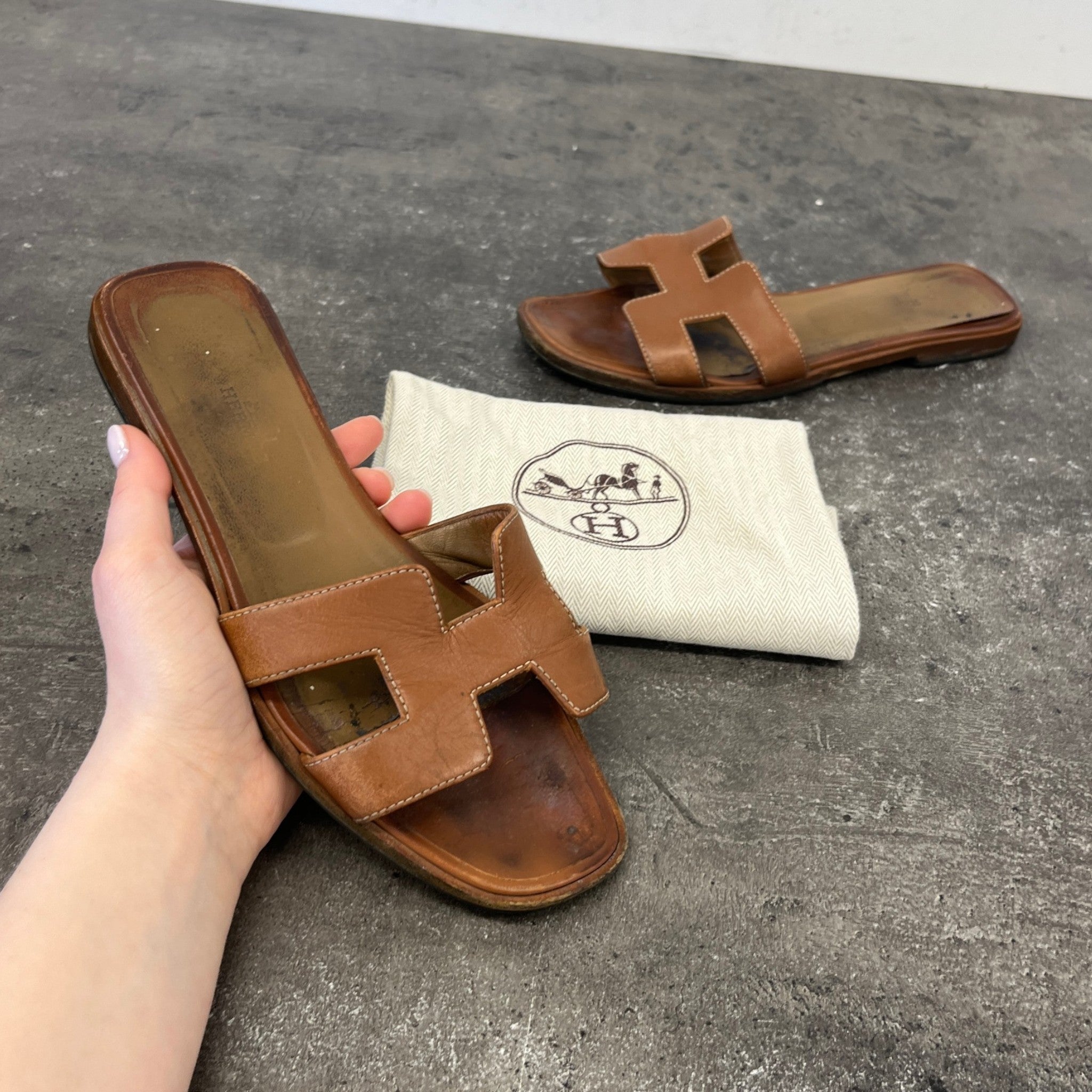 Women's Oran Slides Brown Size EU 37.5 / UK 4.5