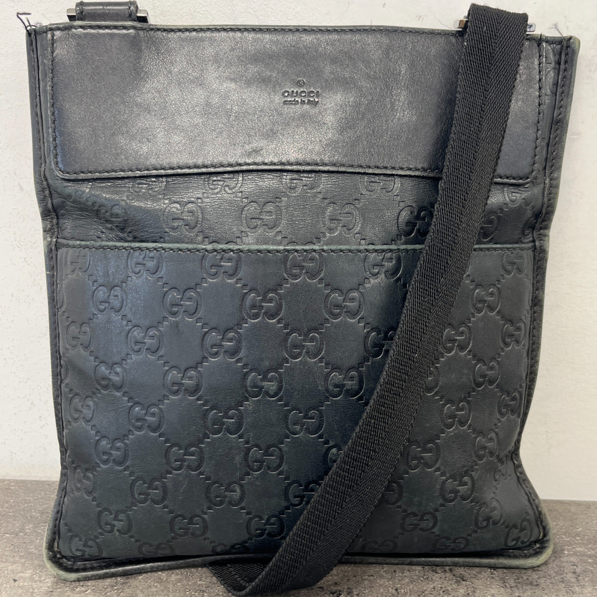 Men's Gg Canvas Messenger Bag Black