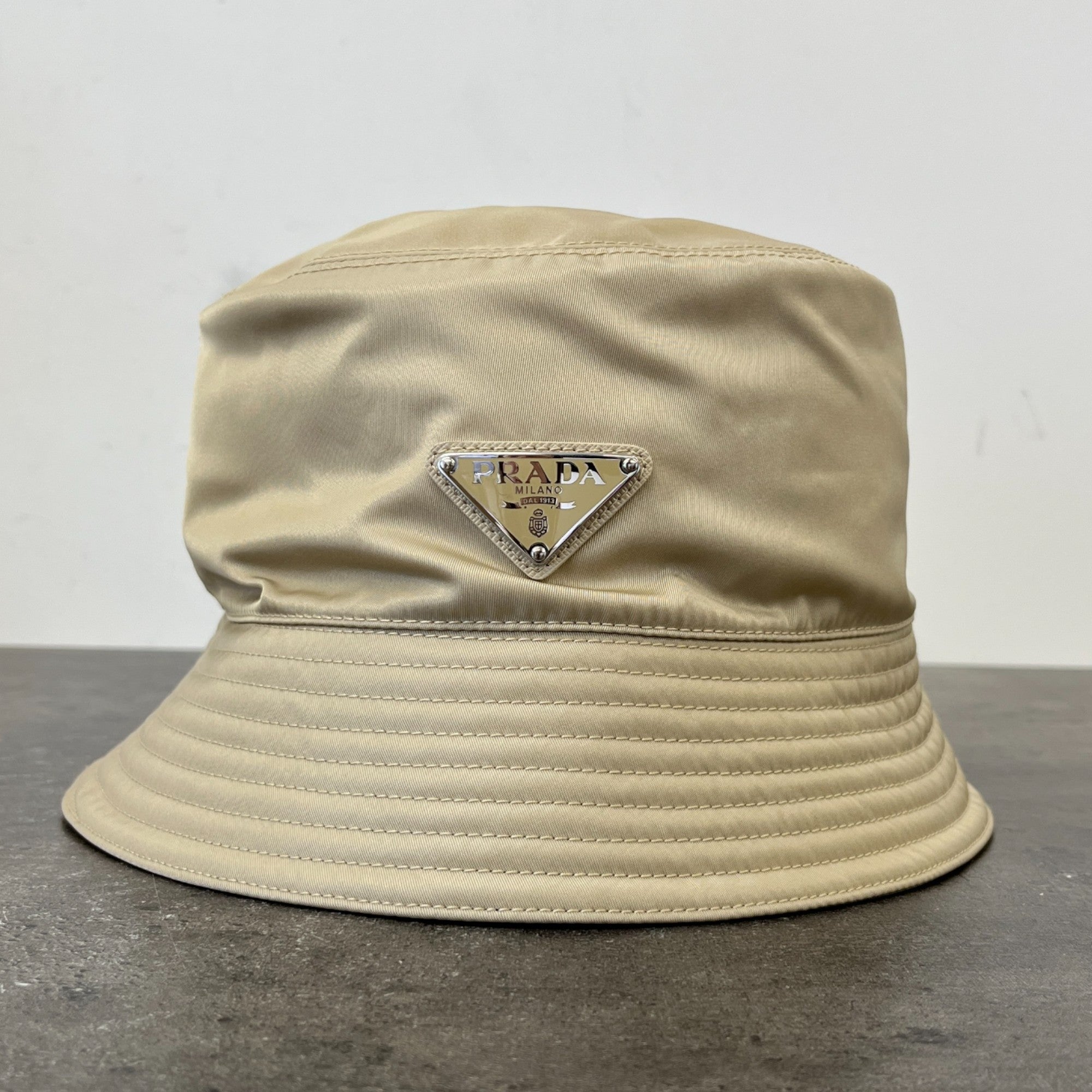 Women's Re-Nylon Plaque Logo Bucket Hat Beige Size M
