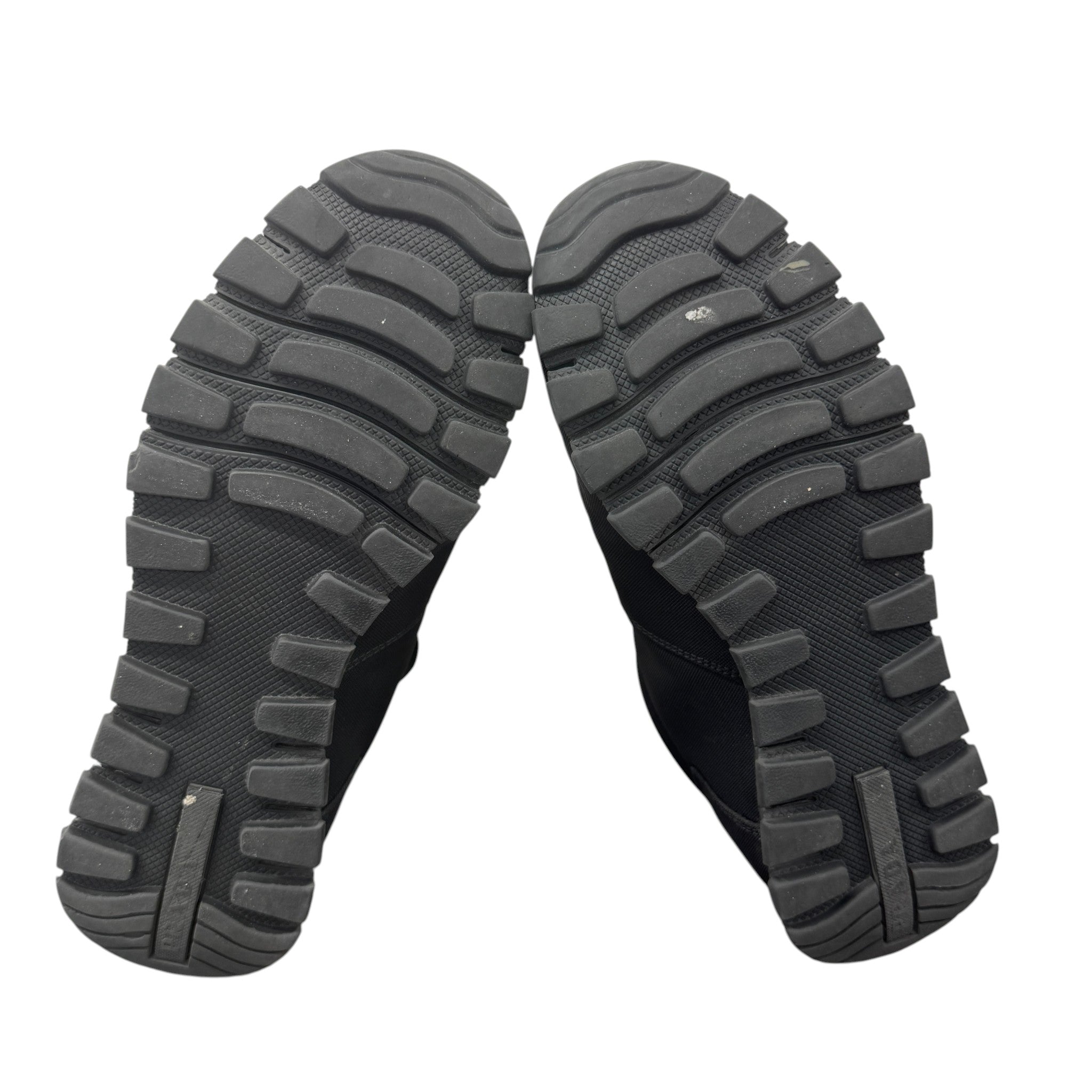 Men's Re-Nylon Low Trainers Black Size EU 41 / UK 7