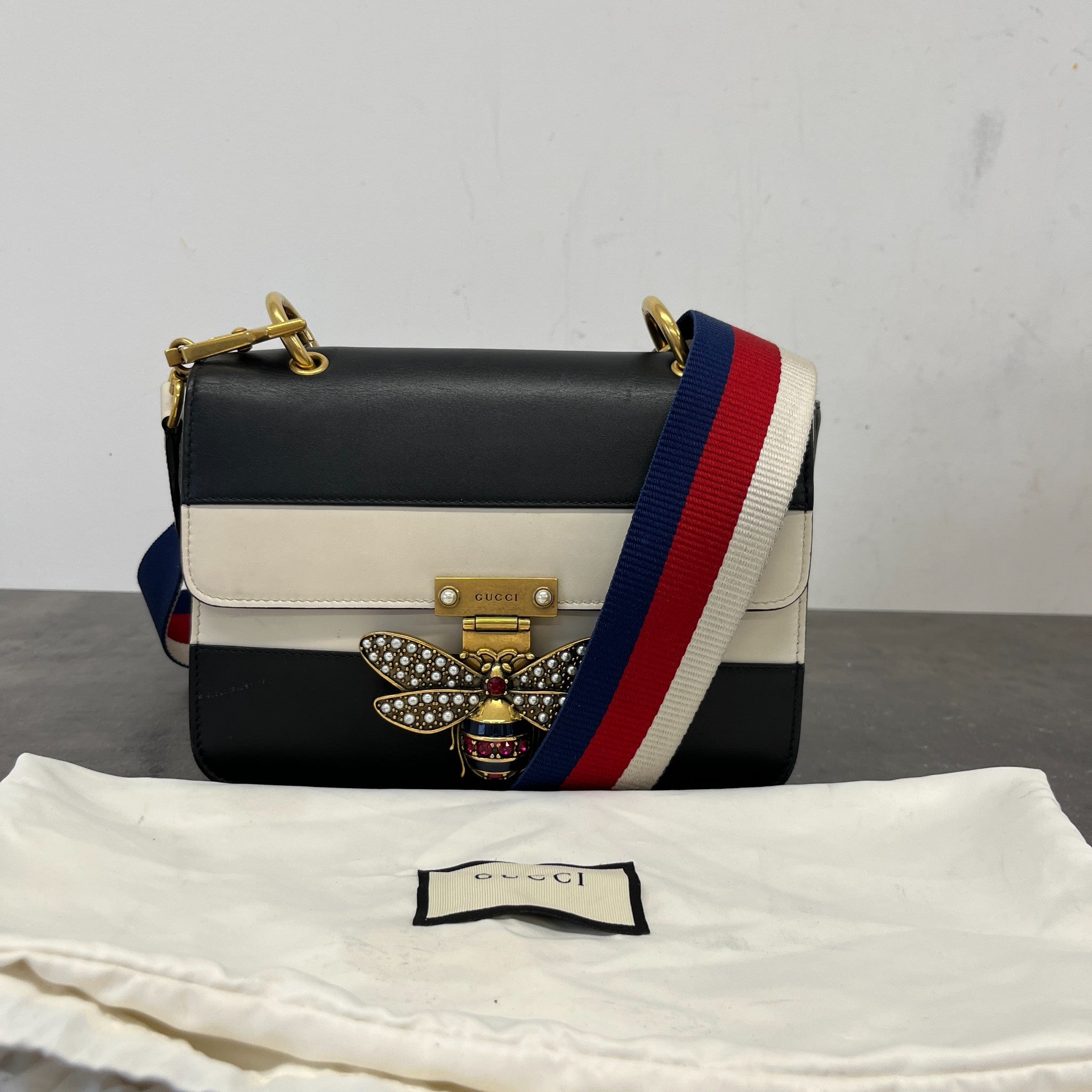 Women's Queen Margaret Bag Black