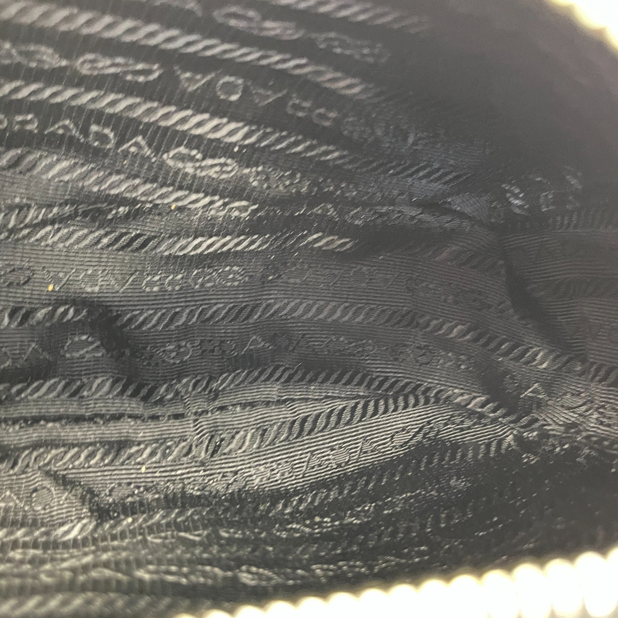 Women's Re-Edition 2005 Messenger Bag Black