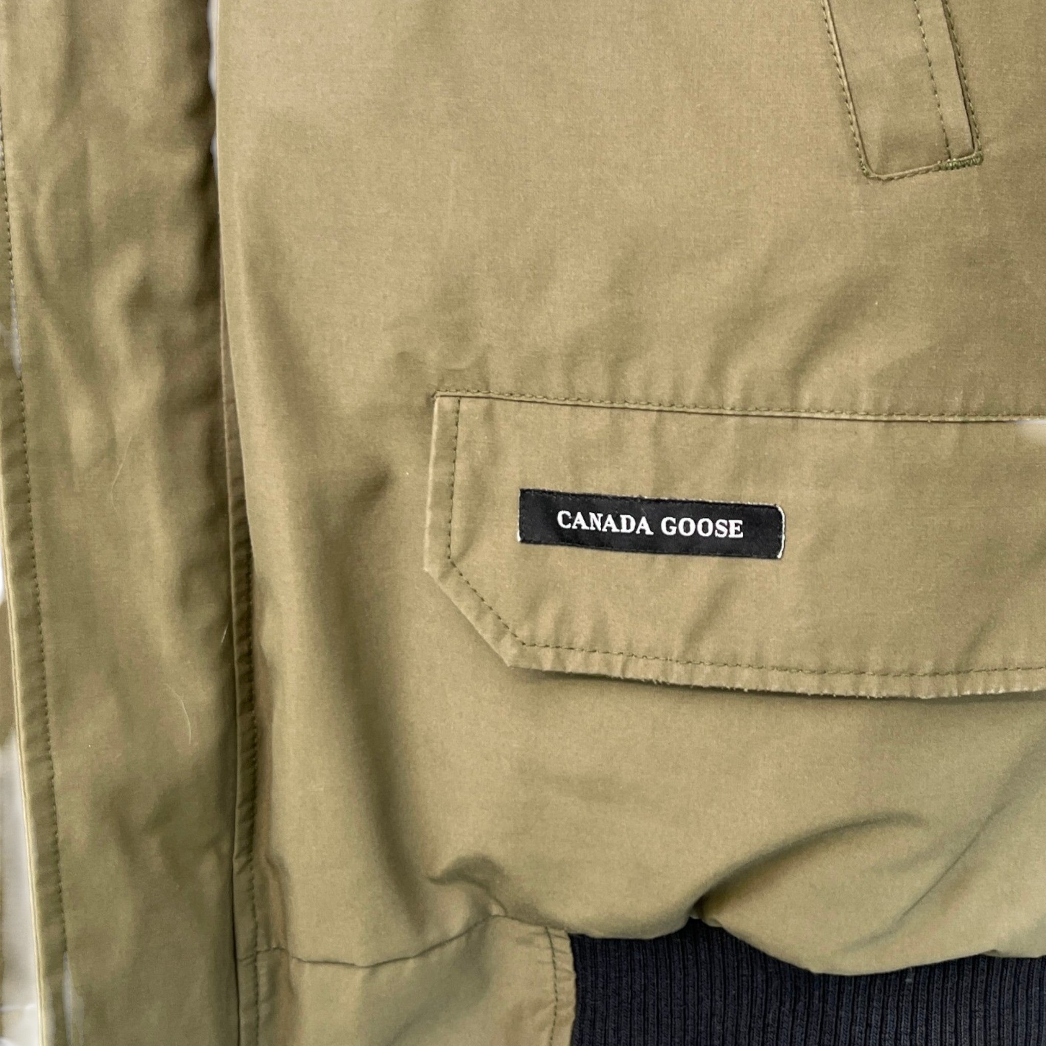 Men's Chilliwack Bomber Down Jacket Khaki Size XL