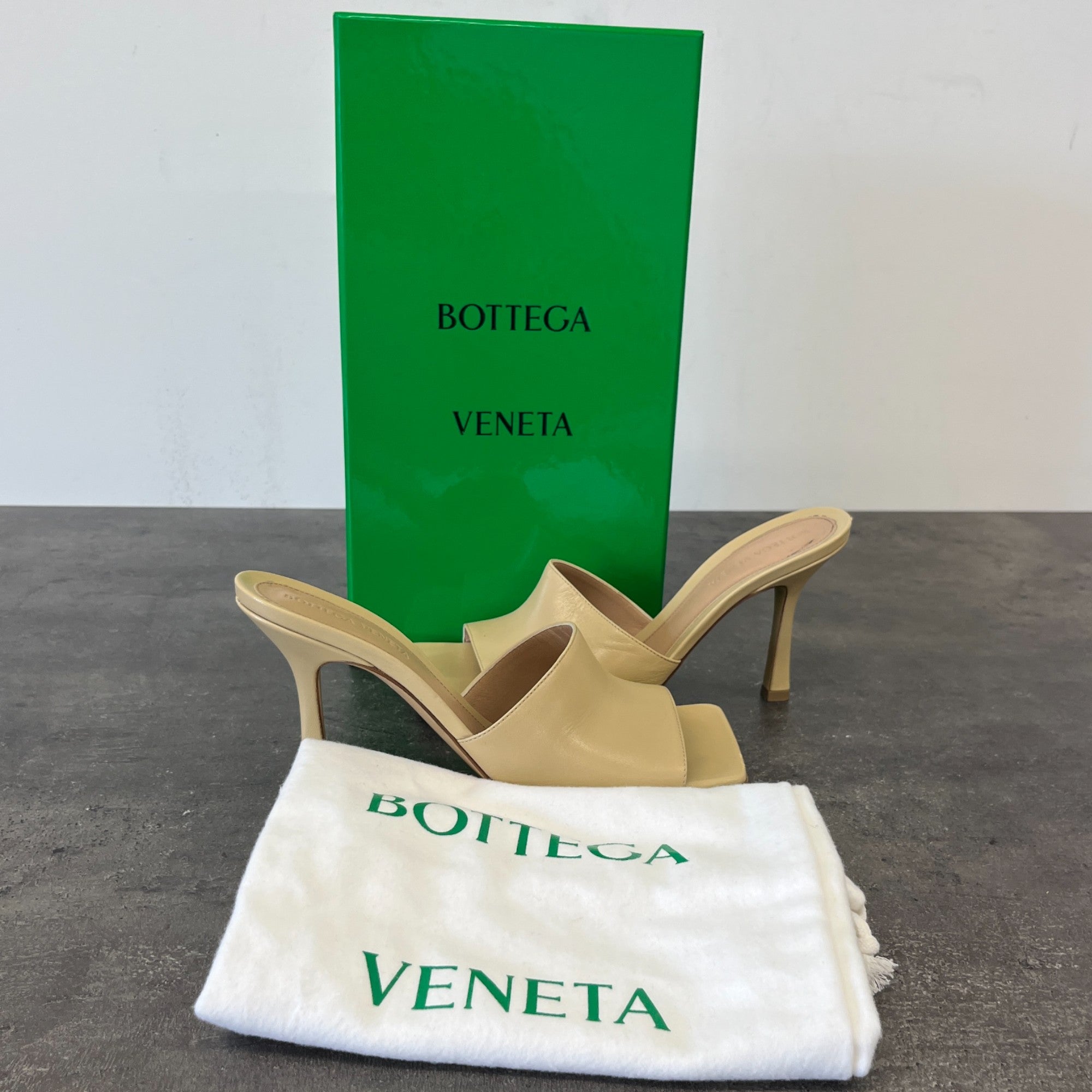 Women's Stretch Mule Heels Nude Size EU 37.5 / UK 4.5