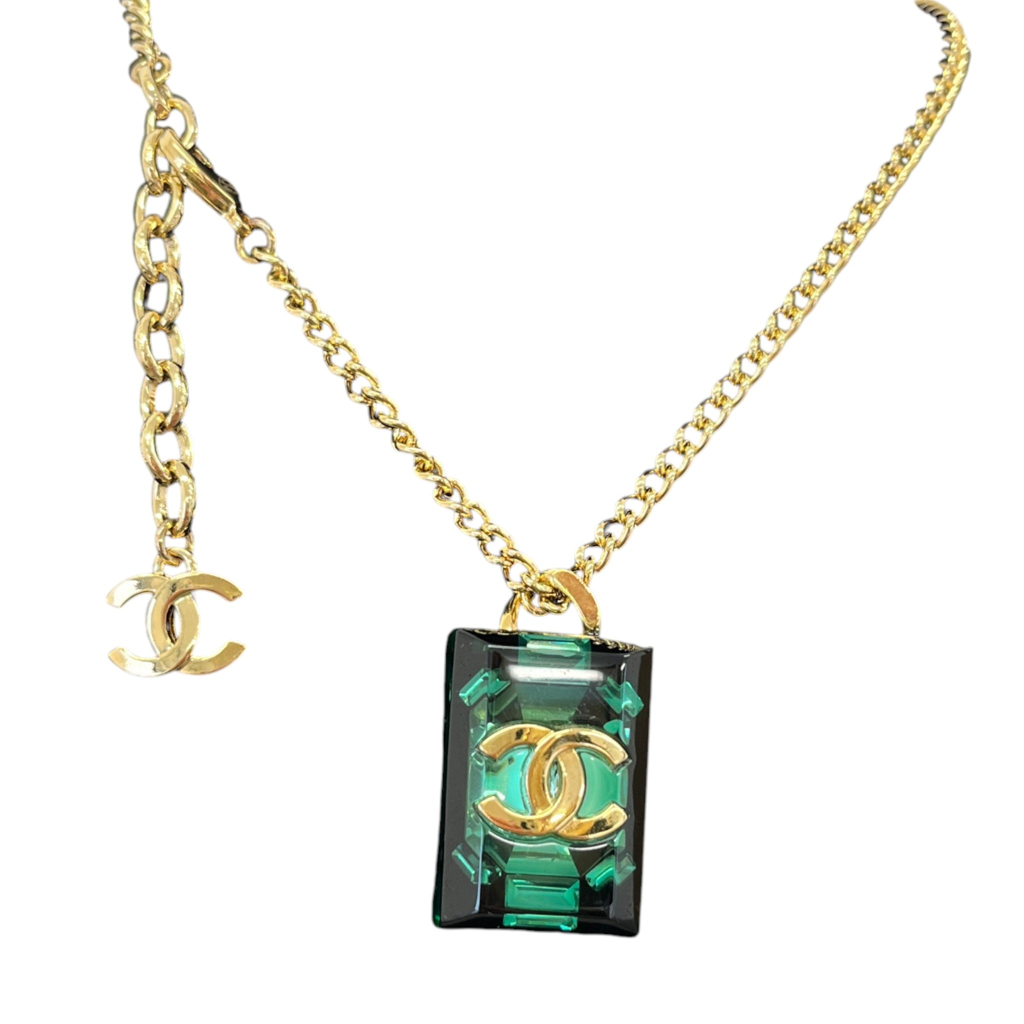 Women's Cc Resin Necklace Green