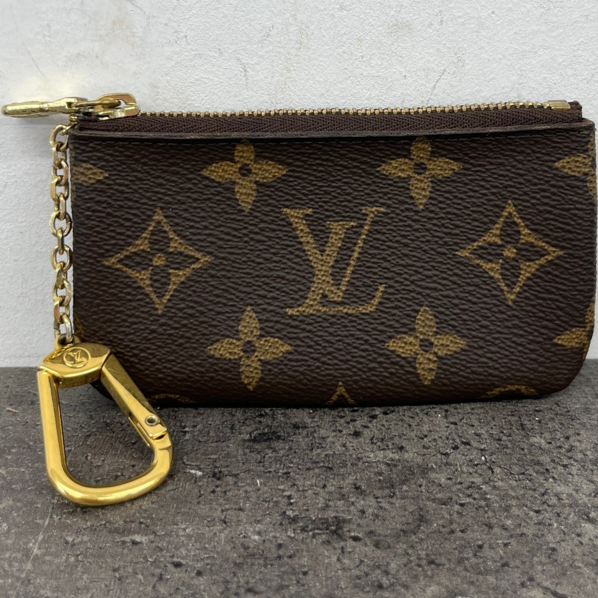 Classic Monogram Key Pouch Keyring Brown