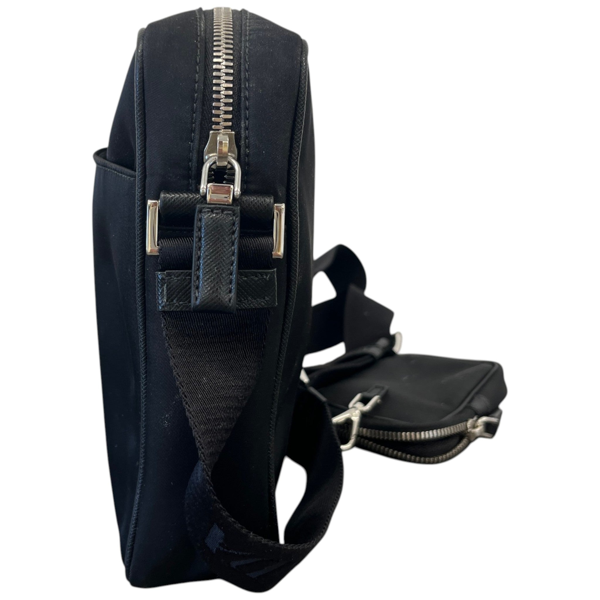 Men's Plaque Logo Messenger Bag Black