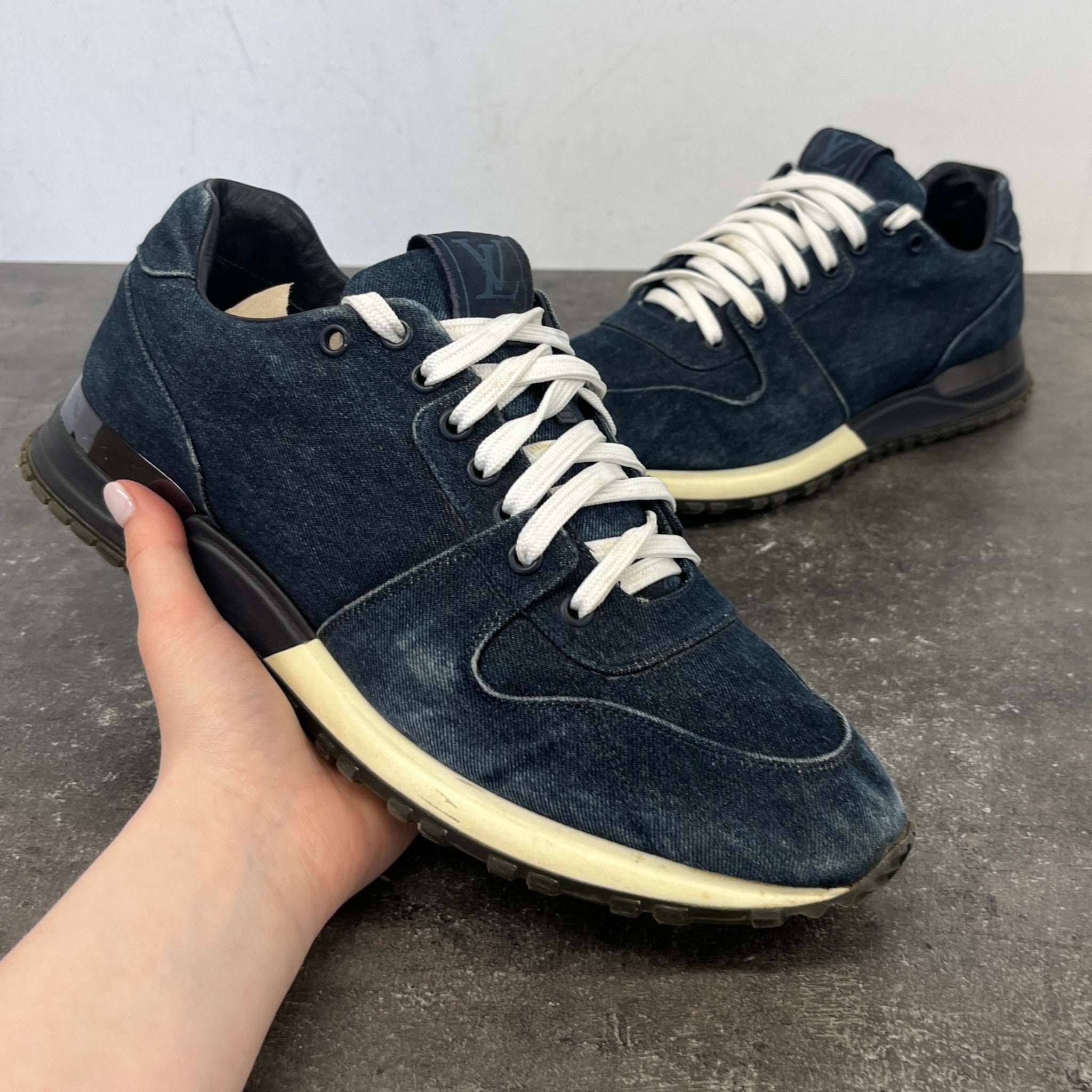 Men's Run Away Low Trainers Navy Size EU 42.5 / UK 8.5