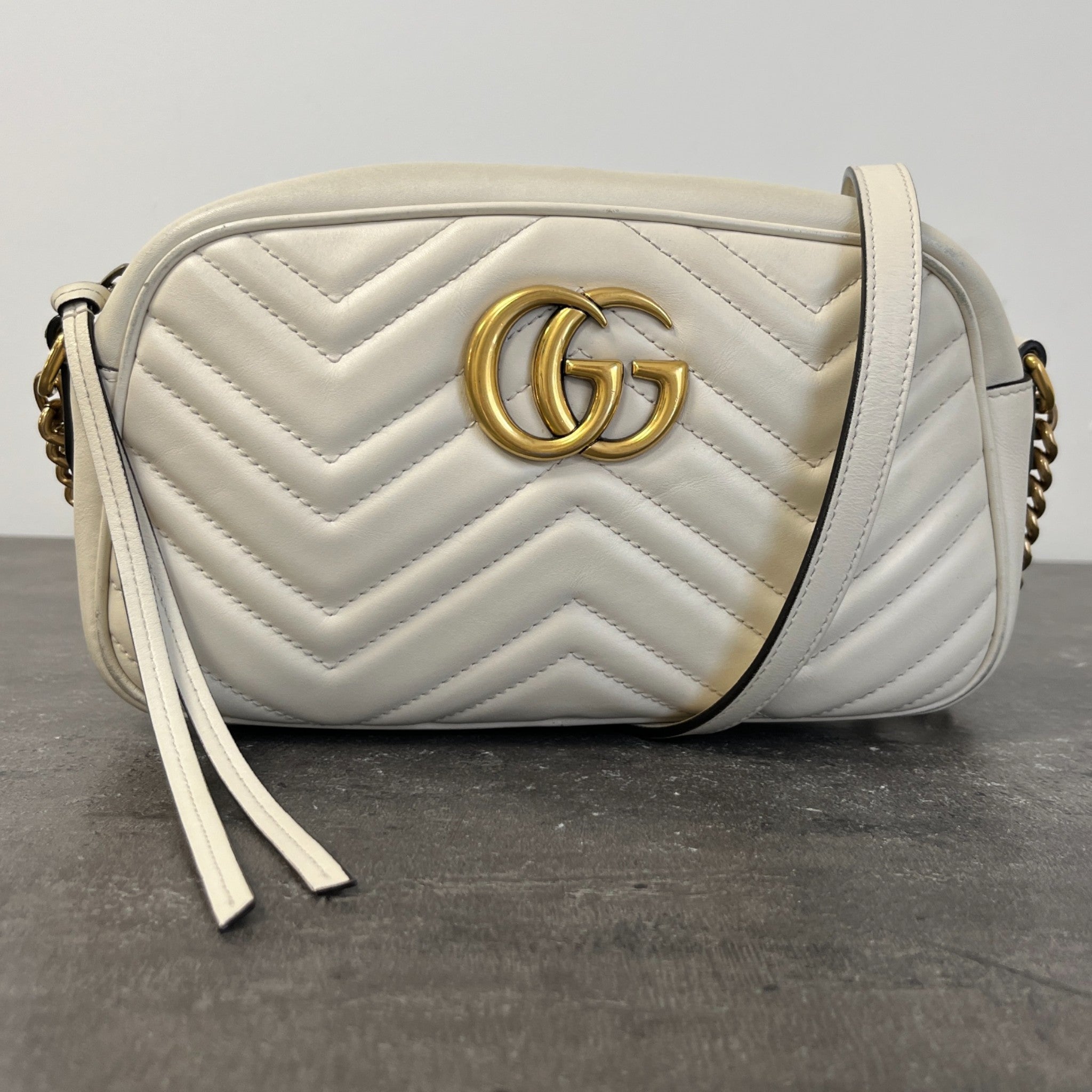 Women's Gg Marmont Camera Bag Cream