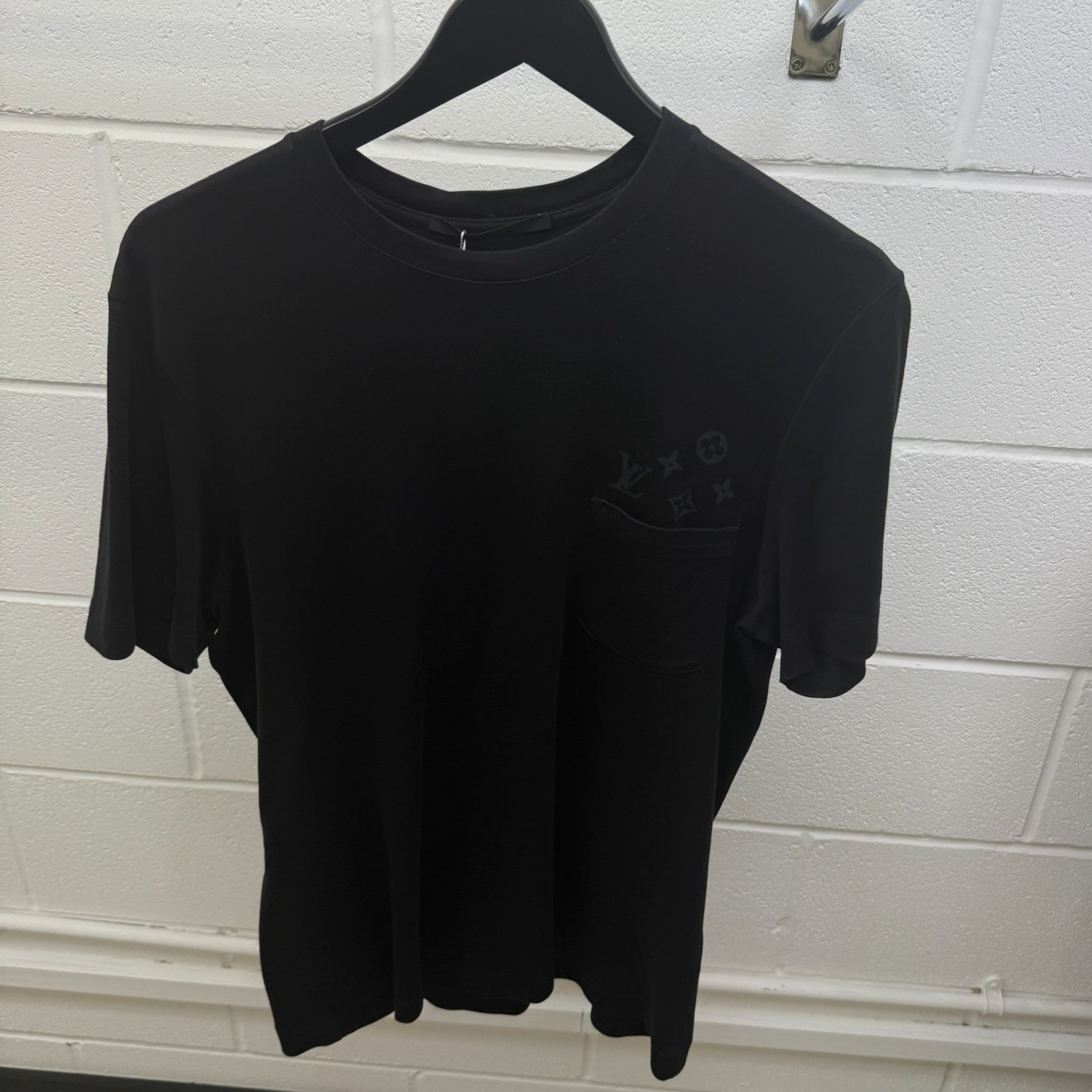 Men's Logo Pocket Print T-Shirt Black Size S