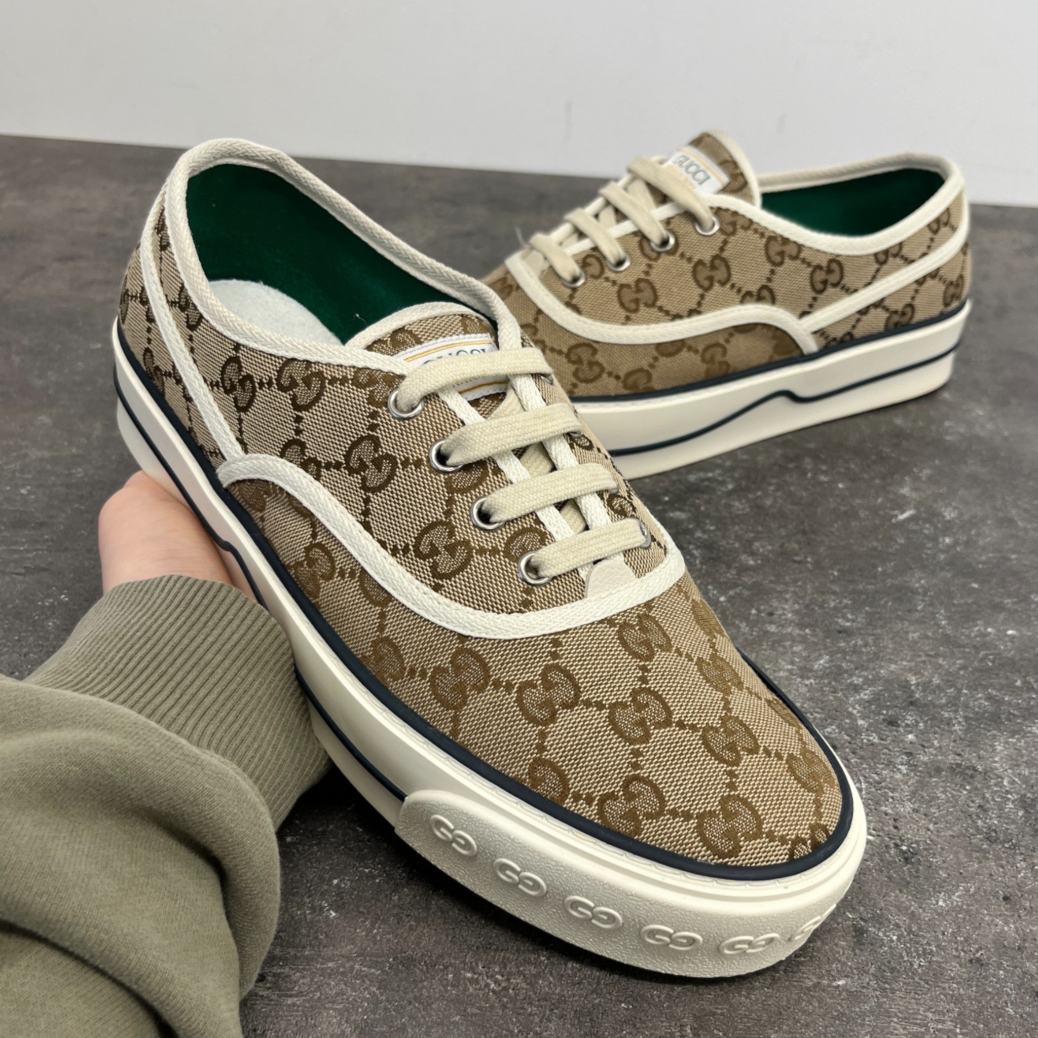 Men's Tennis 1977 Low Trainers Beige Size EU 41 / UK 7