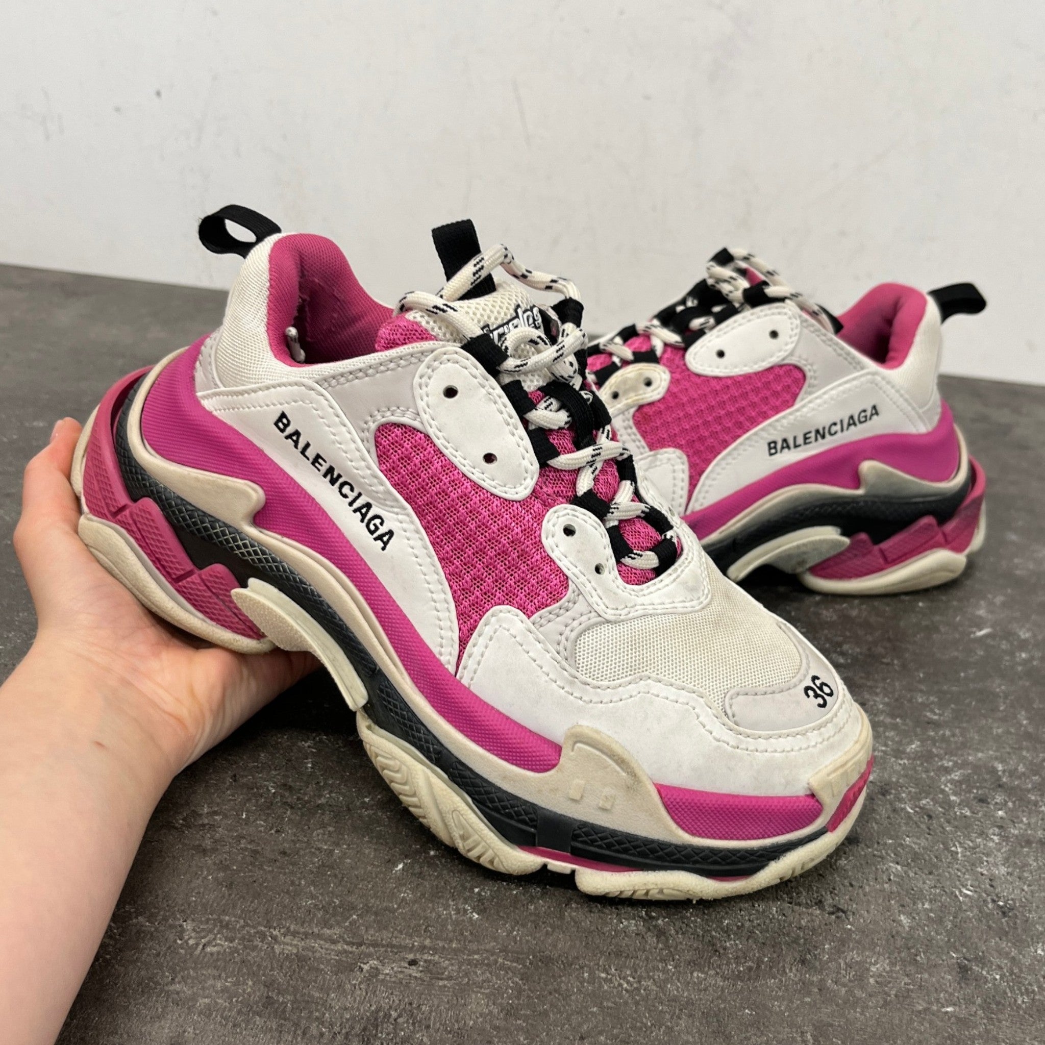 Women's Triple S Low Trainers Pink Size EU 36 / UK 3