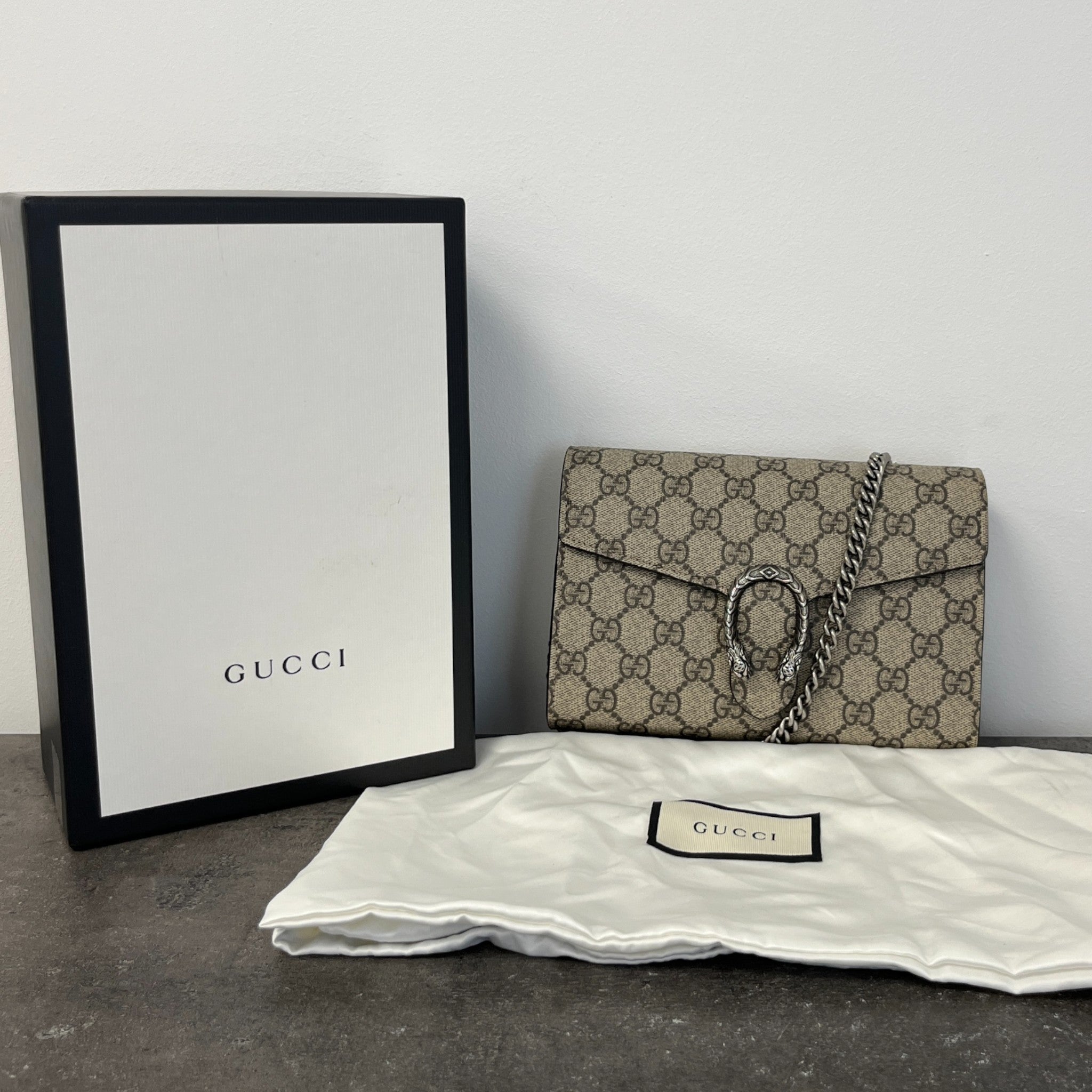 Women's Gg Supreme Dionysus Canvas Wallet-On-Chain Bag Beige