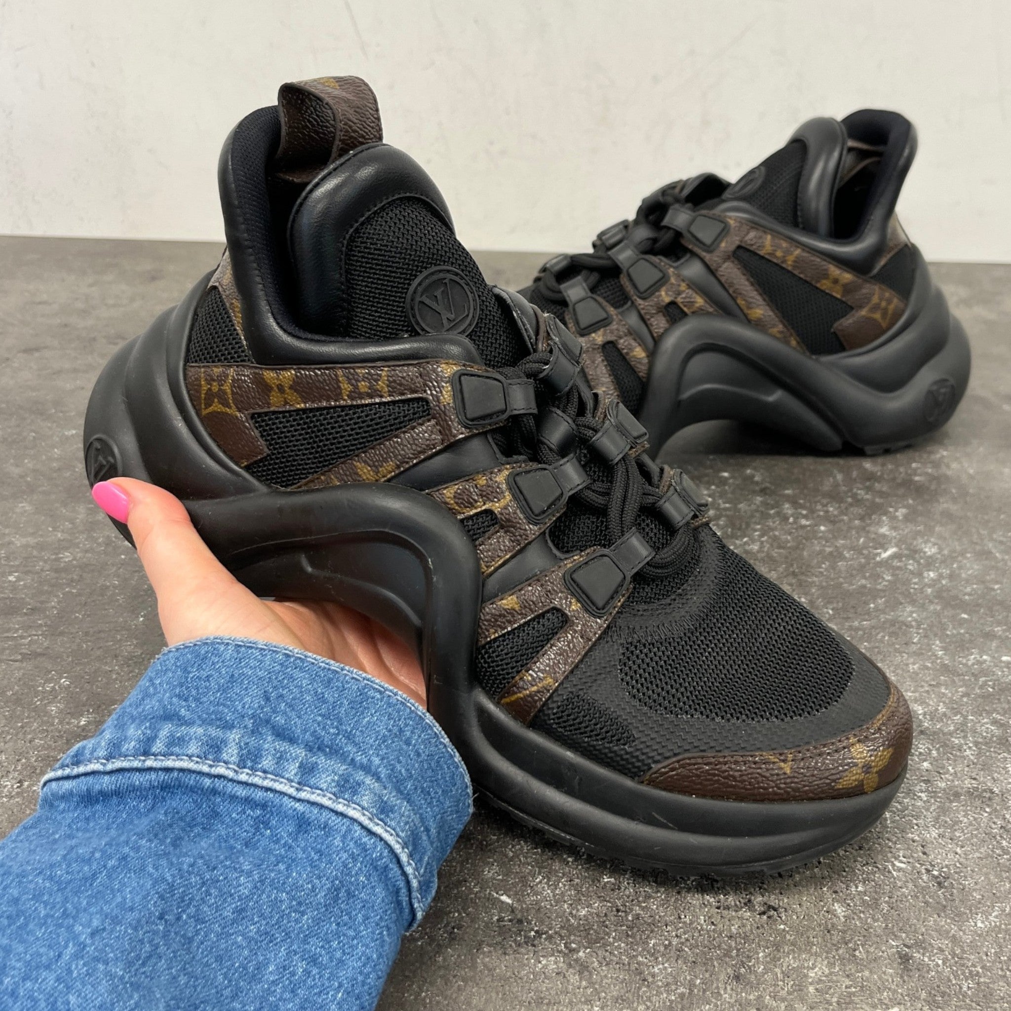 Women's Monogram Archlight Low Trainers Black Size EU 38 / UK 5