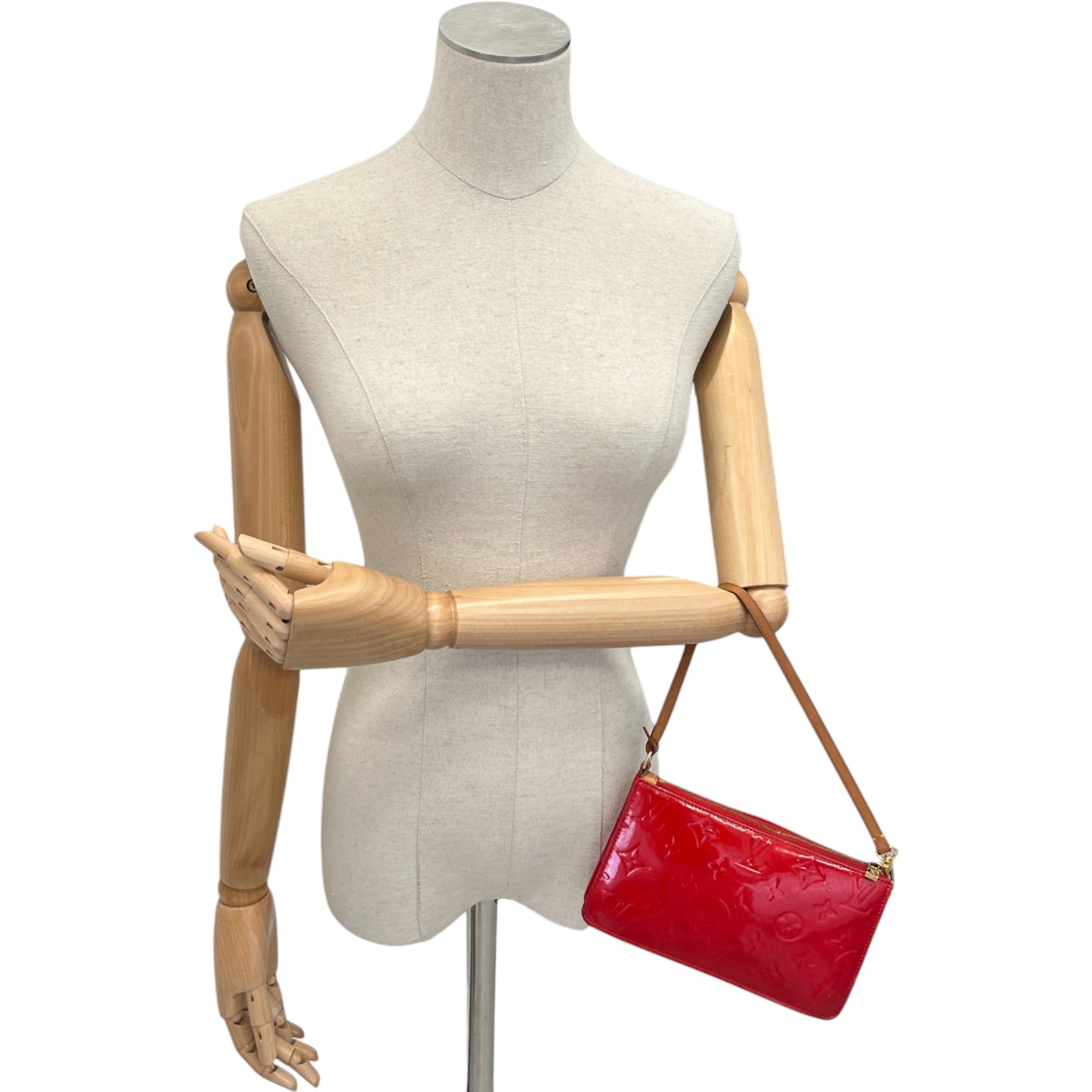 Women's Monogram Vernis Lexington Pochette Handbag Red