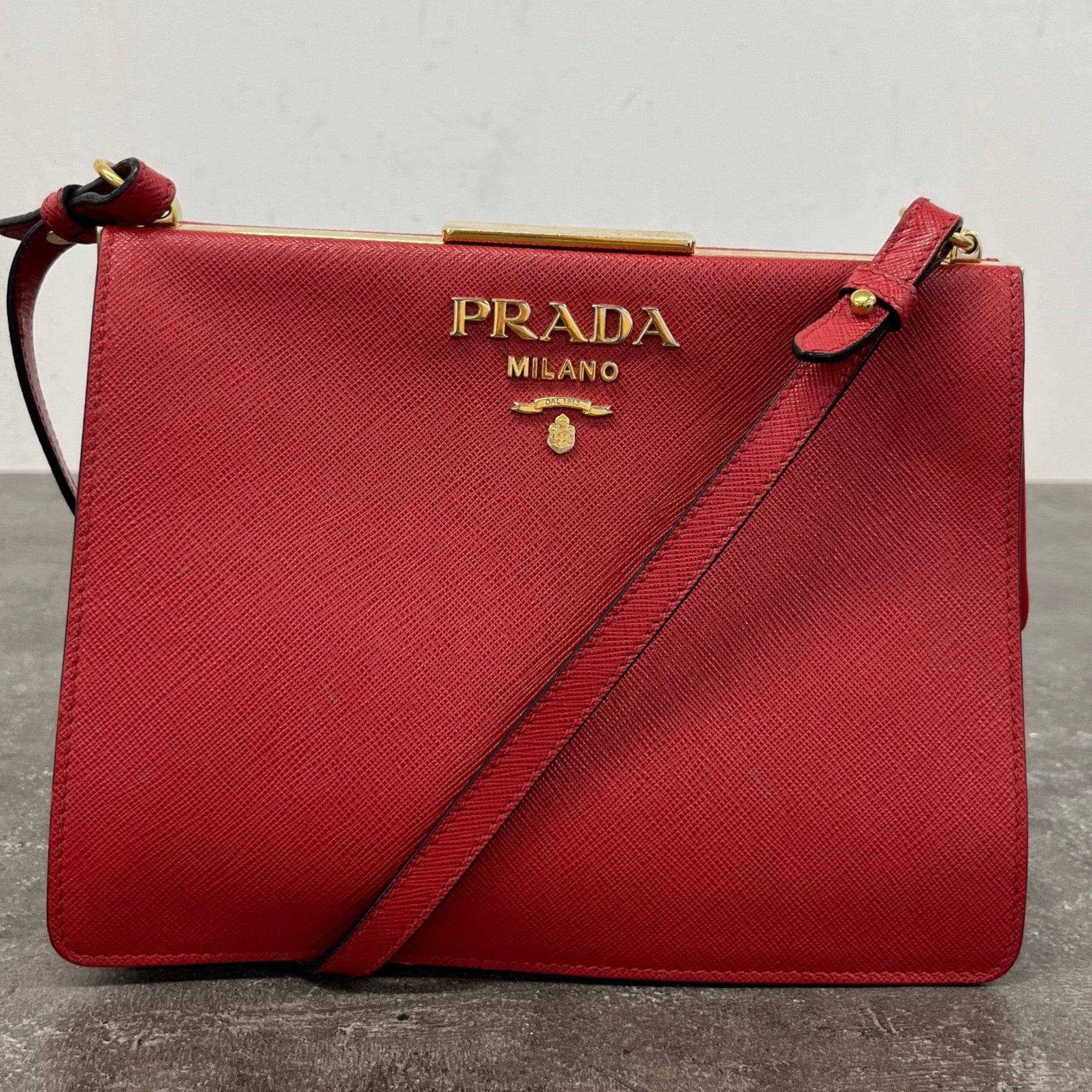 Women's Saffiano City Calf Bag Red