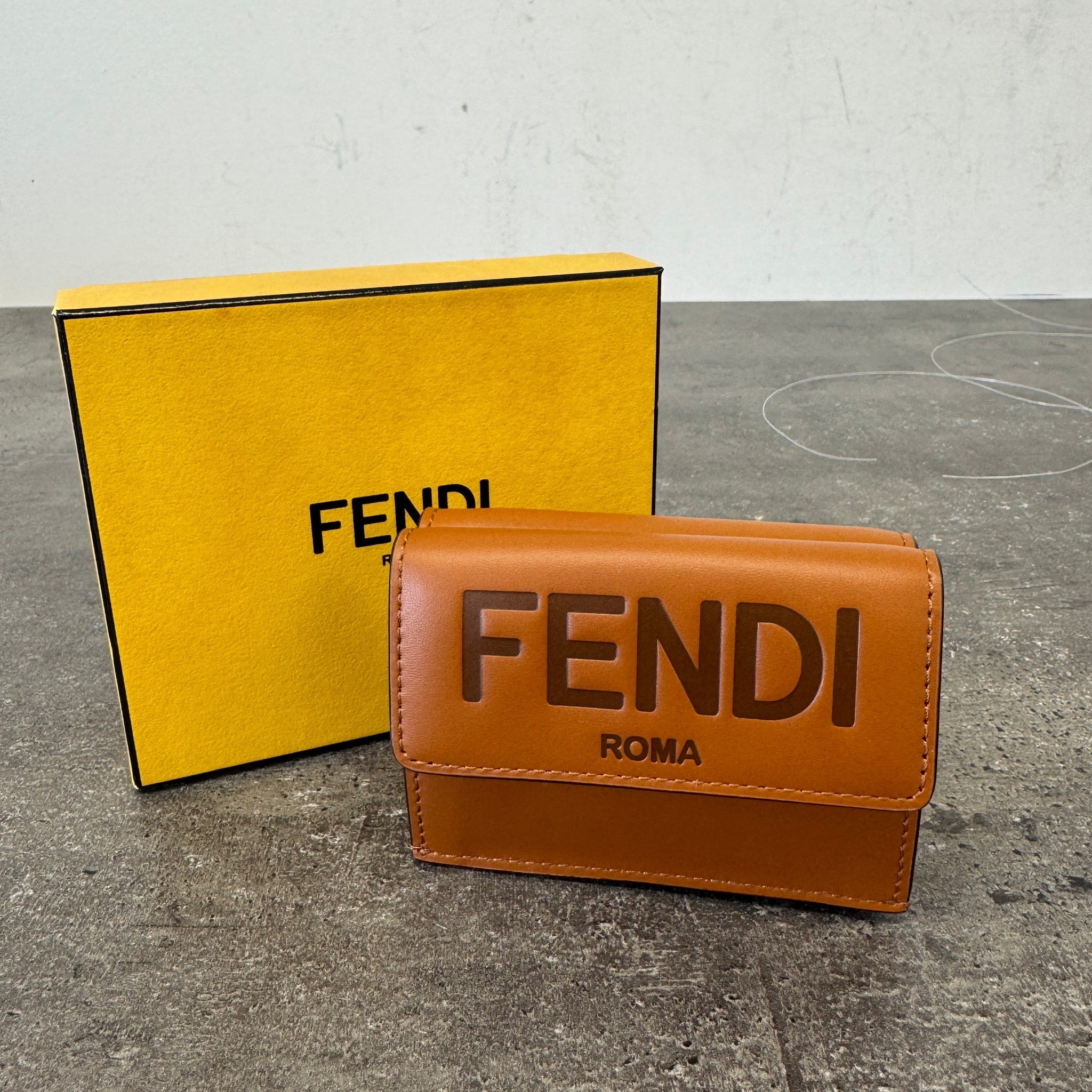 Men's Micro Trifold Wallet Brown