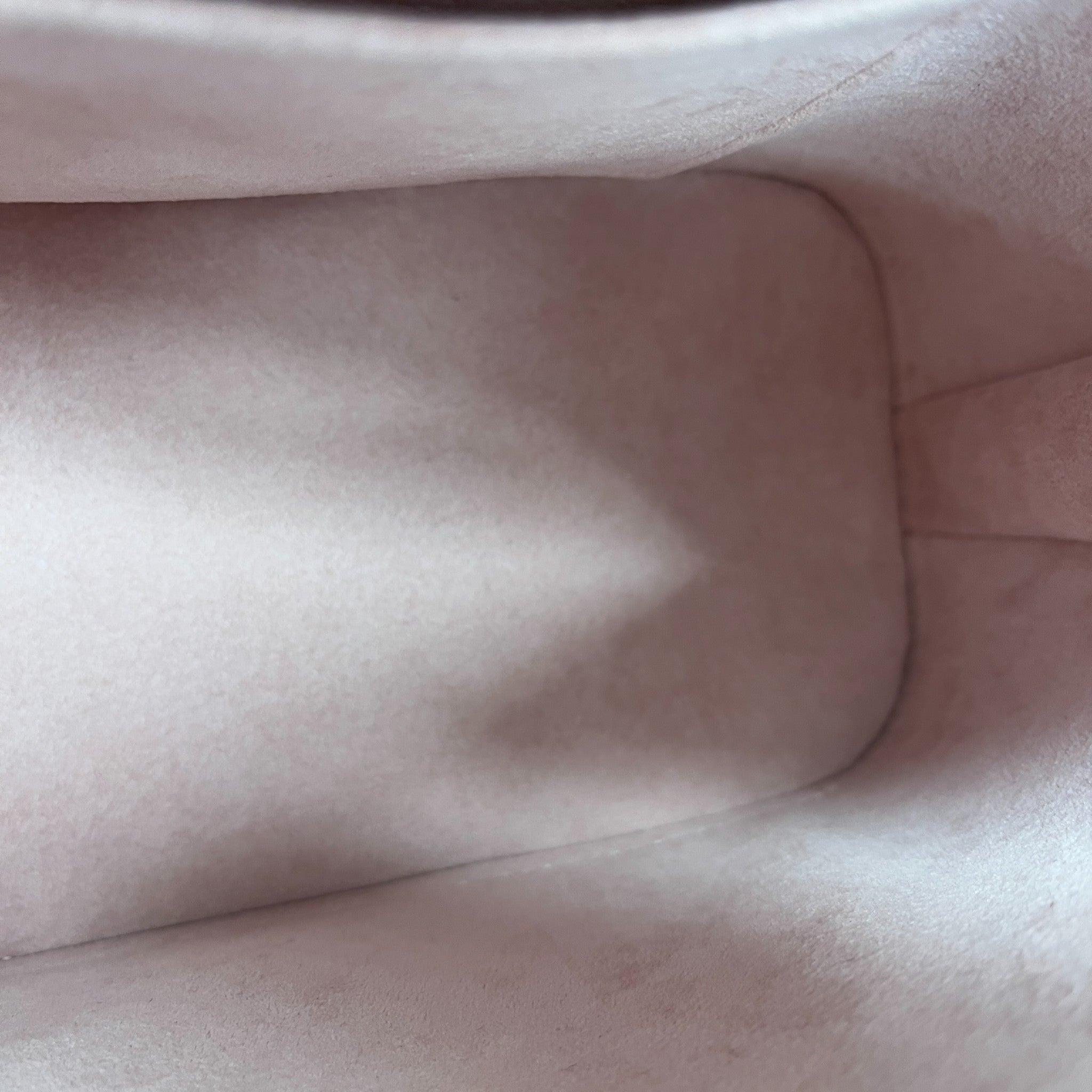 Women's Epi Leather Alma Bb Bag Pink