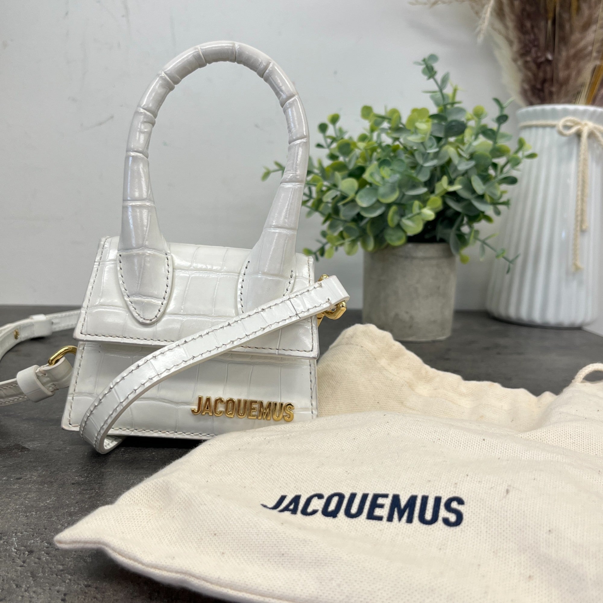 Women's Mini Reptile Le Chequito Handbag White