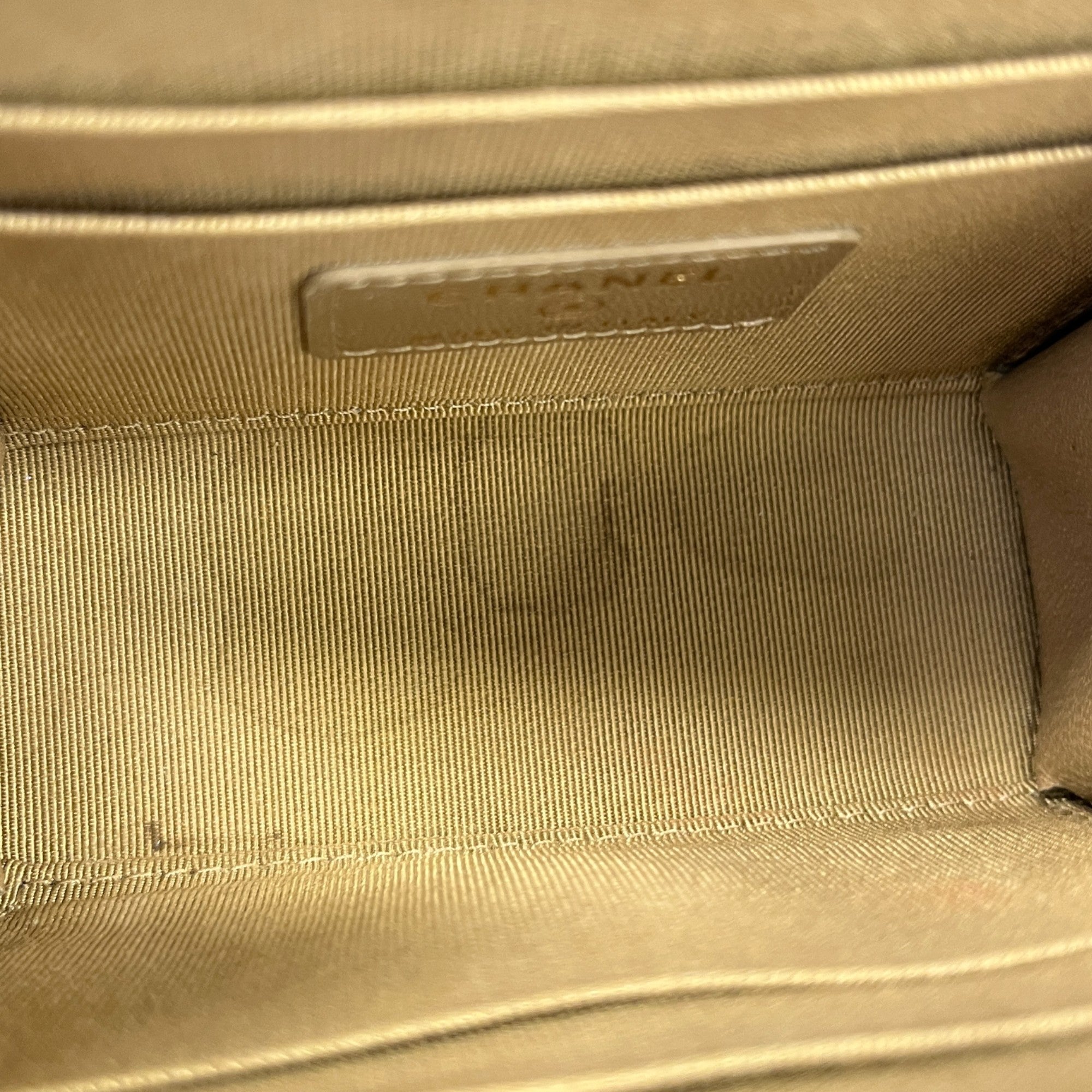 Women's Mini Cc Chic Pearl Crossbody Bag Navy