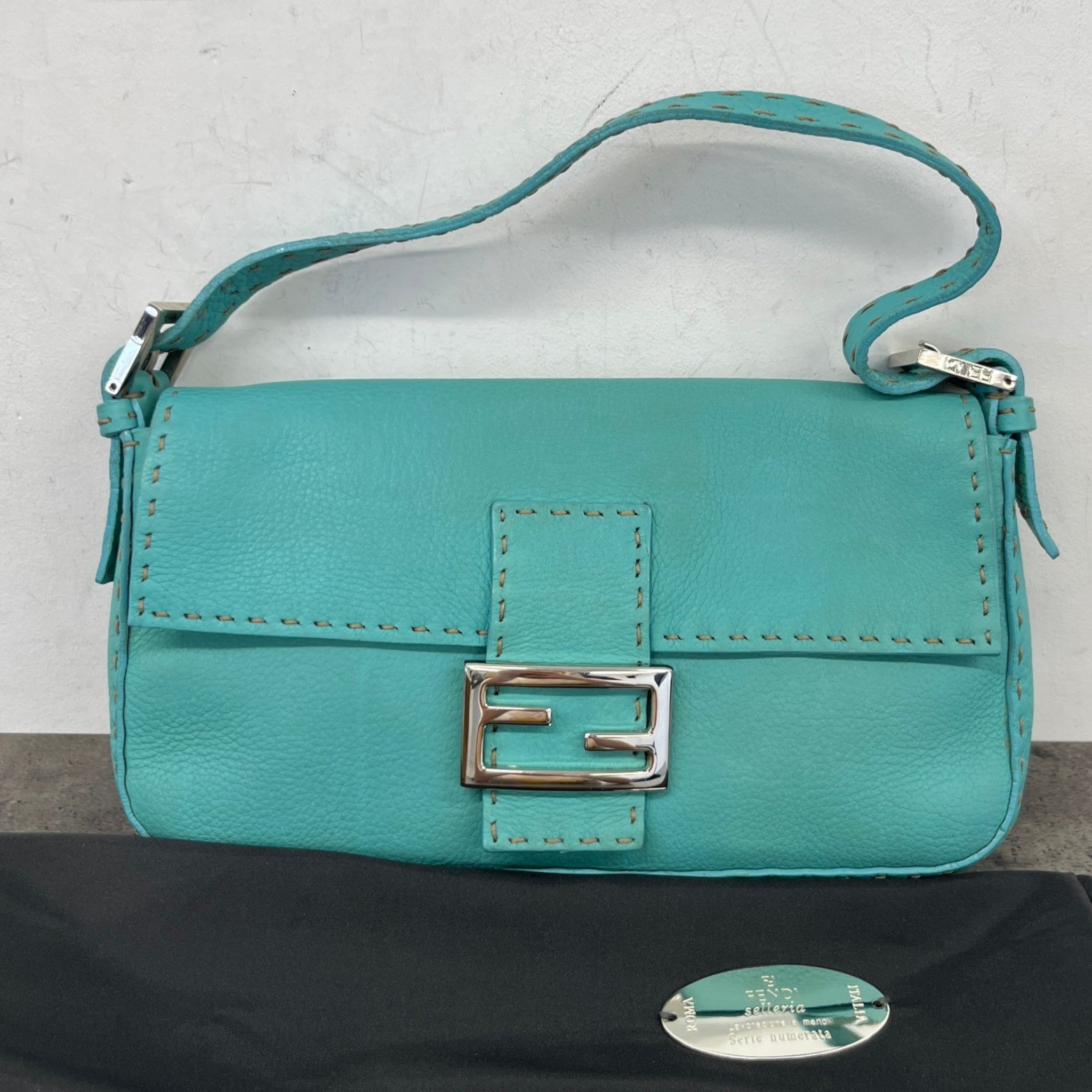 Women's Baguette Bag Blue