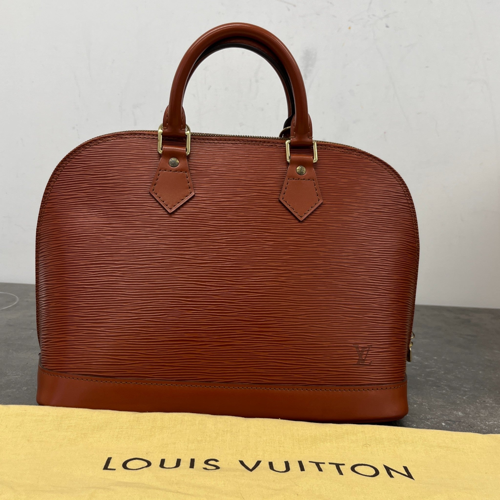 Women's Epi Leather Alma Pm Bag Brown