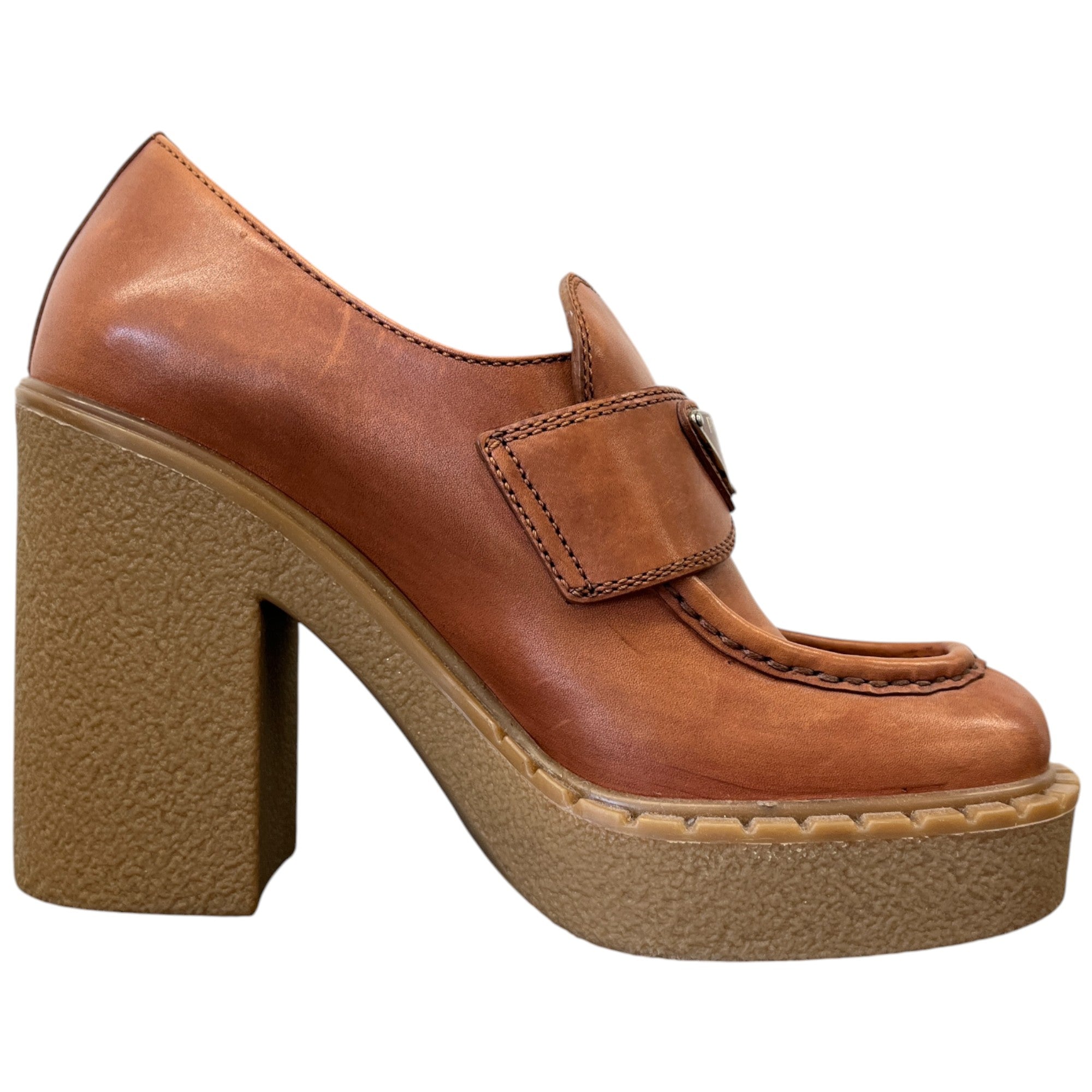 Women's Plaque Logo Platform Loafers Tan Size EU 37 / UK 4