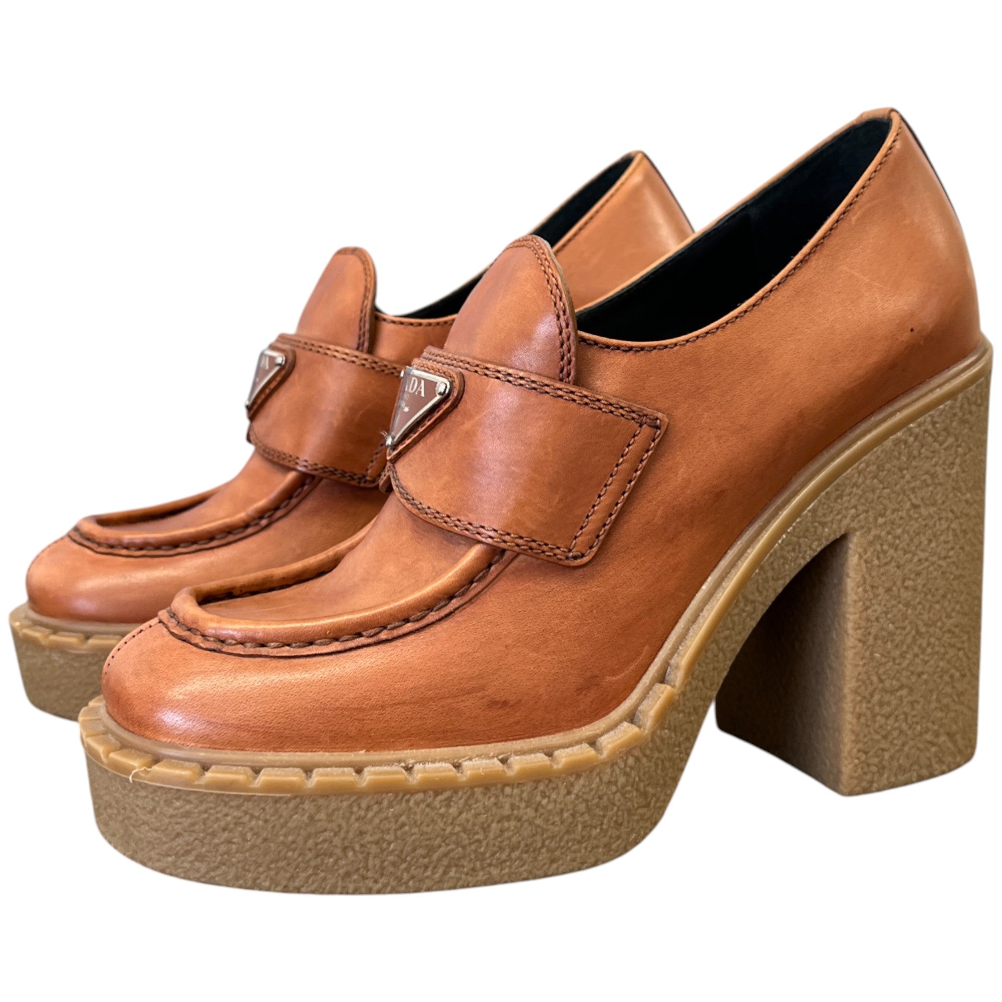 Women's Plaque Logo Platform Loafers Tan Size EU 37 / UK 4